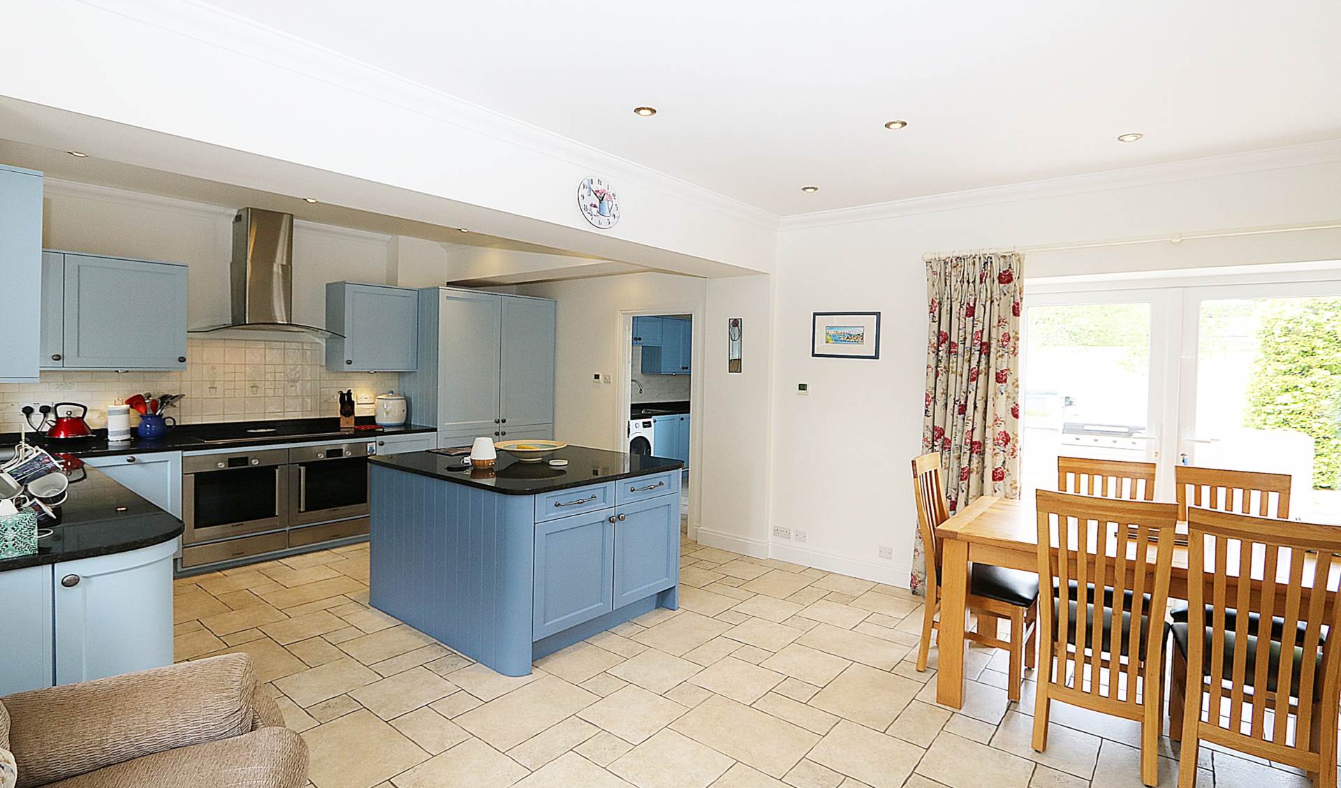 Additional Property Image 4 bedroom Detached for sale in Reading 2