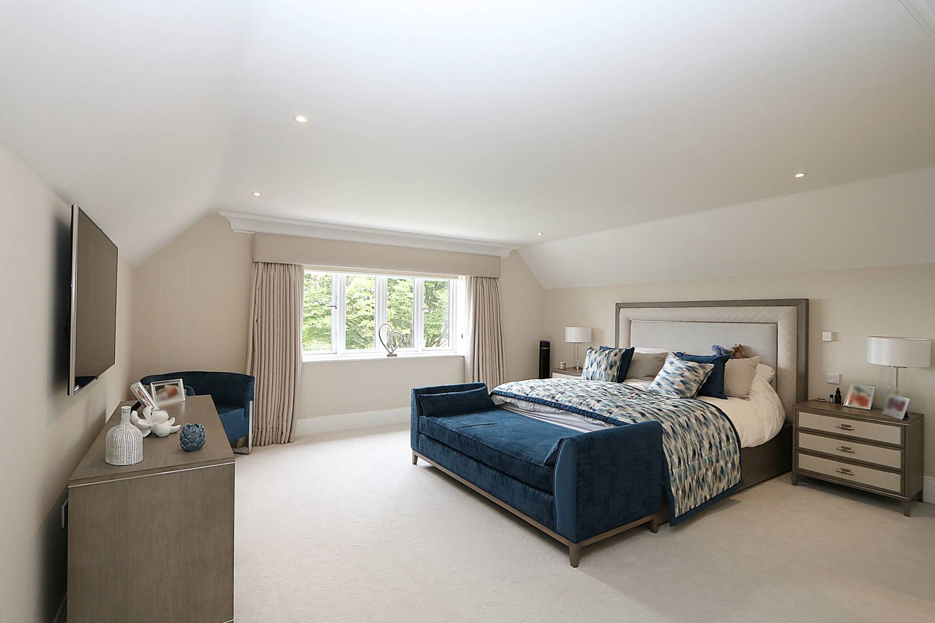Additional Property Image 5 bedroom Detached for sale in Reading 11