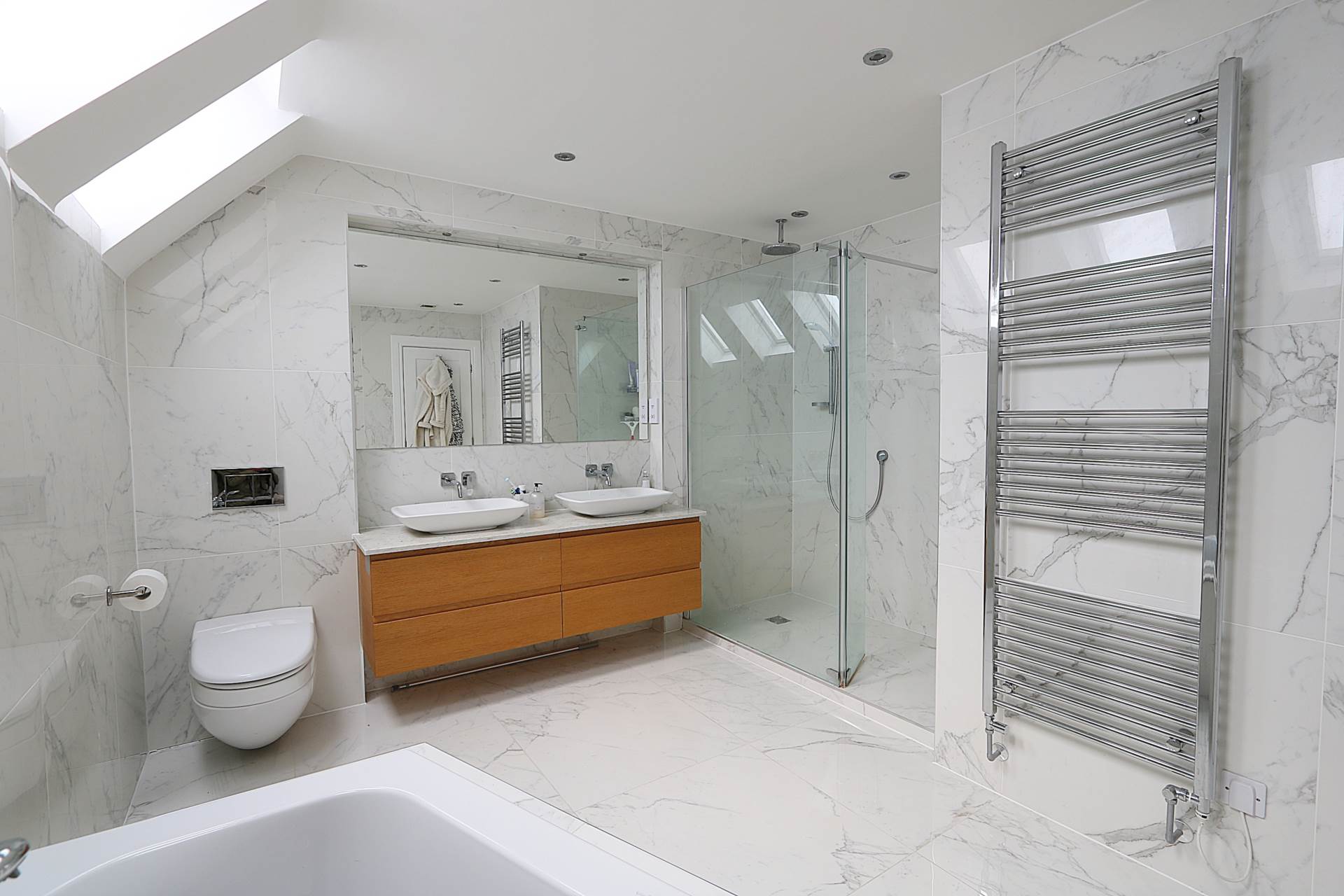 Additional Property Image 5 bedroom Detached for sale in Reading 13