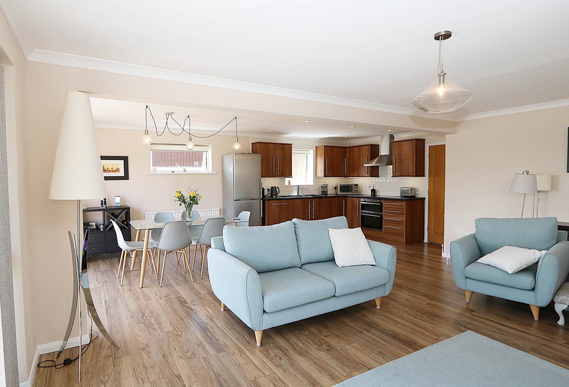 Additional Property Image 3 bedroom Detached for sale in Purley-On-Thames 6