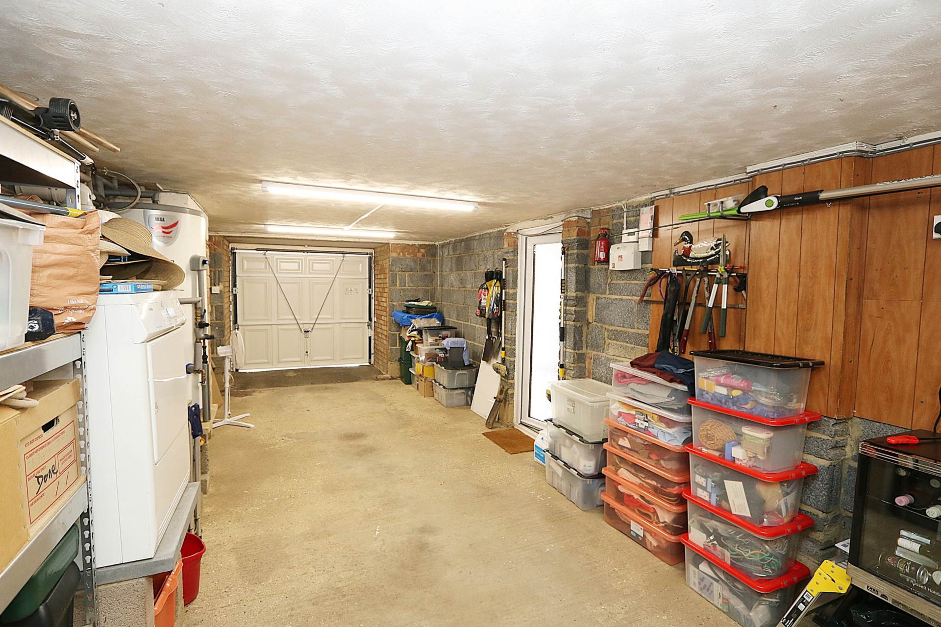 Additional Property Image 3 bedroom Detached for sale in Purley-On-Thames 16