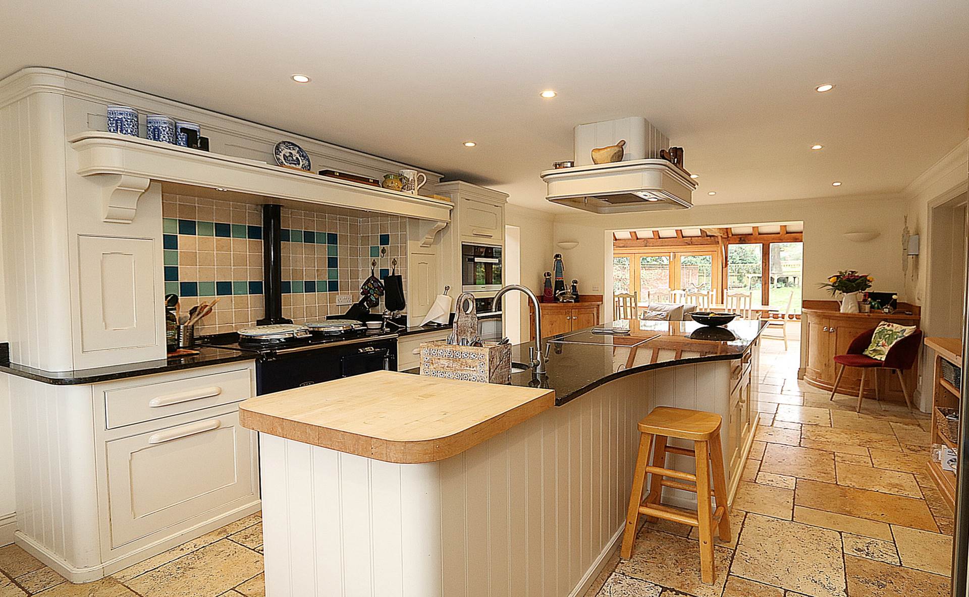 Additional Property Image 5 bedroom Detached to rent in Reading 5