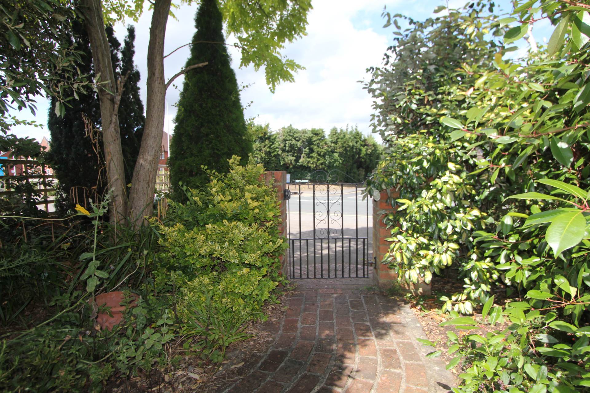 Additional Property Image 3 bedroom End of Terrace for sale in Reading 13