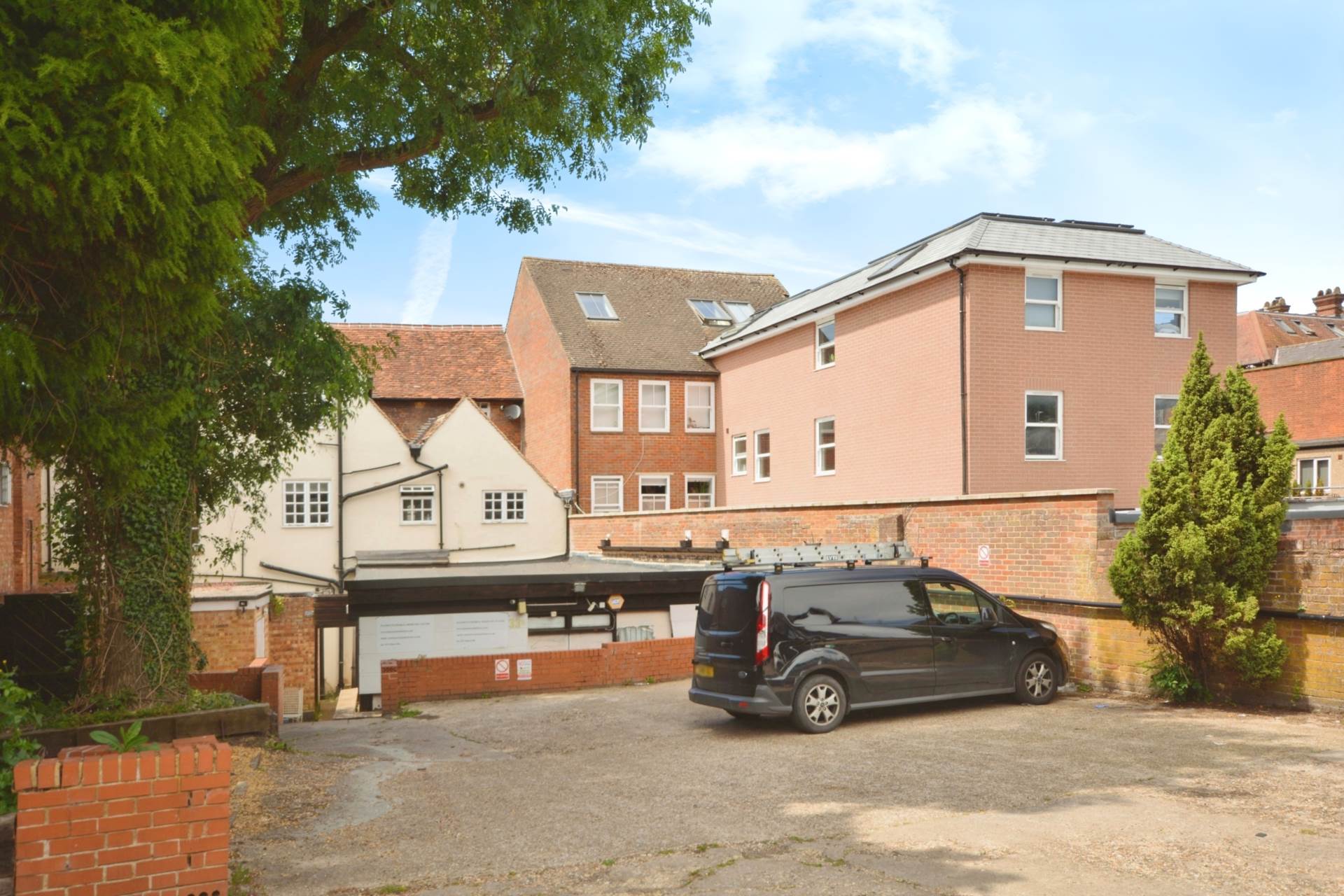 Additional Property Image 1 bedroom Apartment for sale in Chesham 10