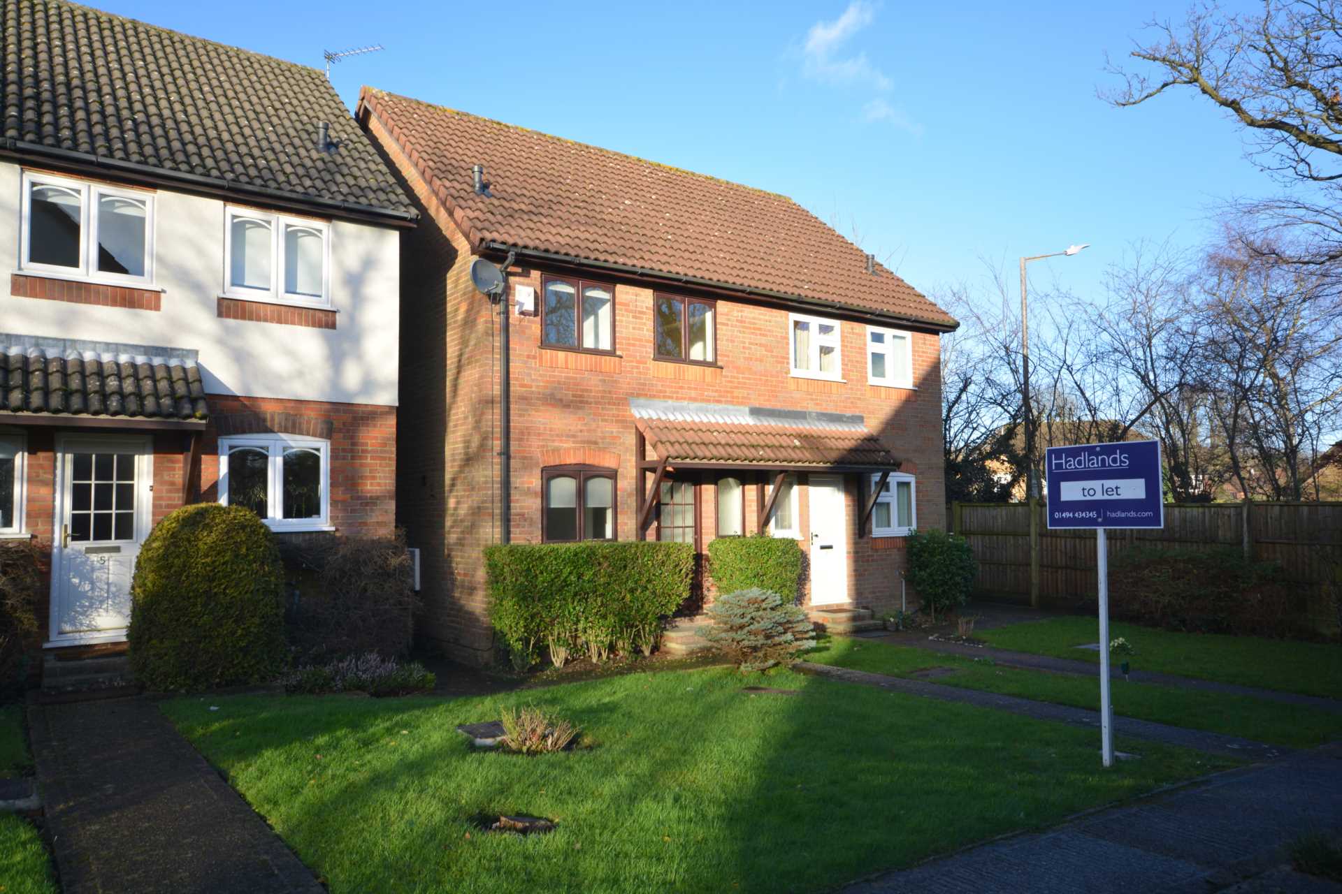 2 bedroom Semi Detached to rent in Amersham