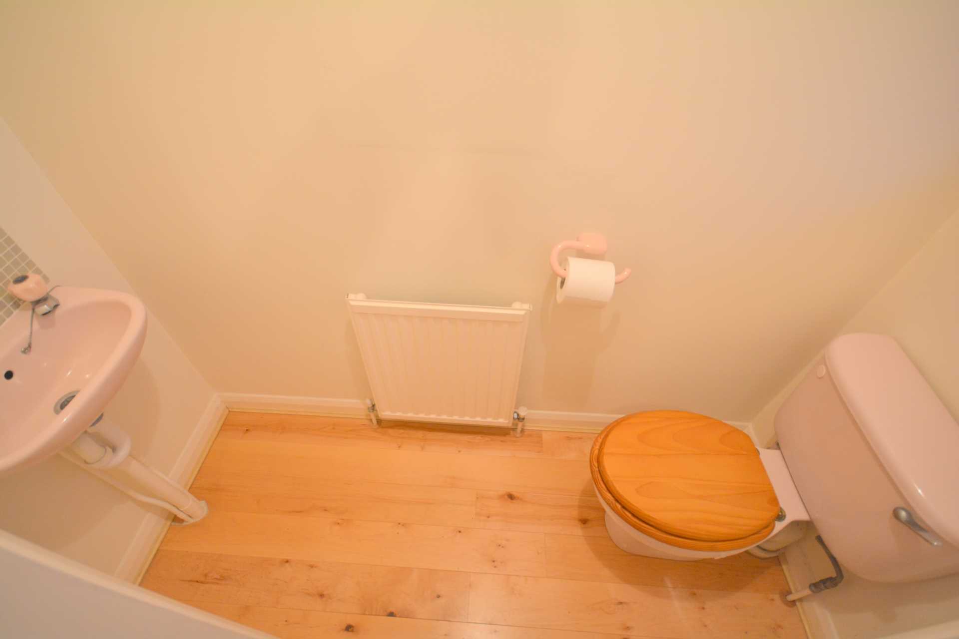 Additional Property Image 2 bedroom Semi Detached to rent in Amersham 6