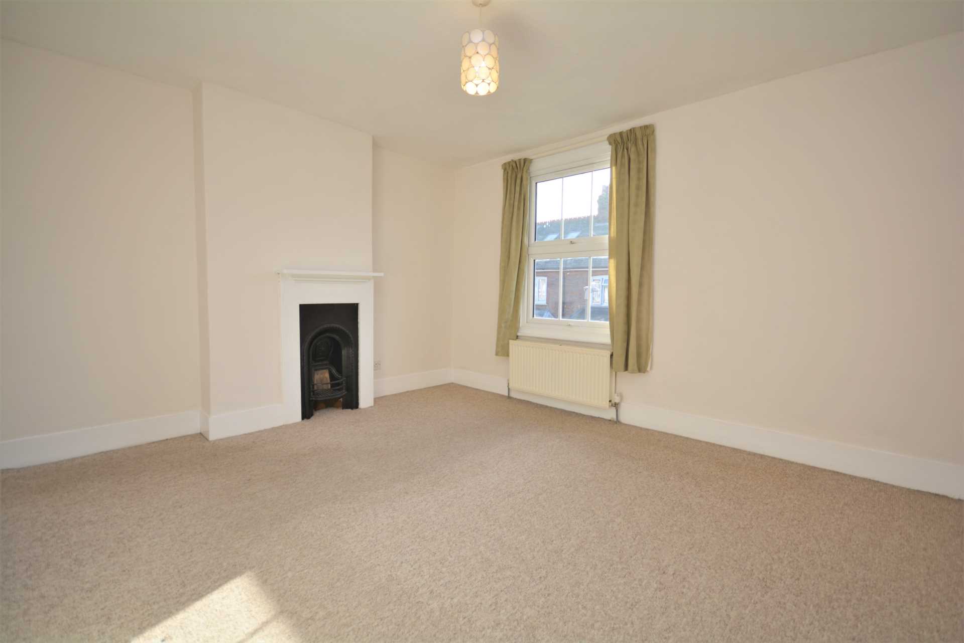 Additional Property Image 2 bedroom Terraced to rent in Chesham 8