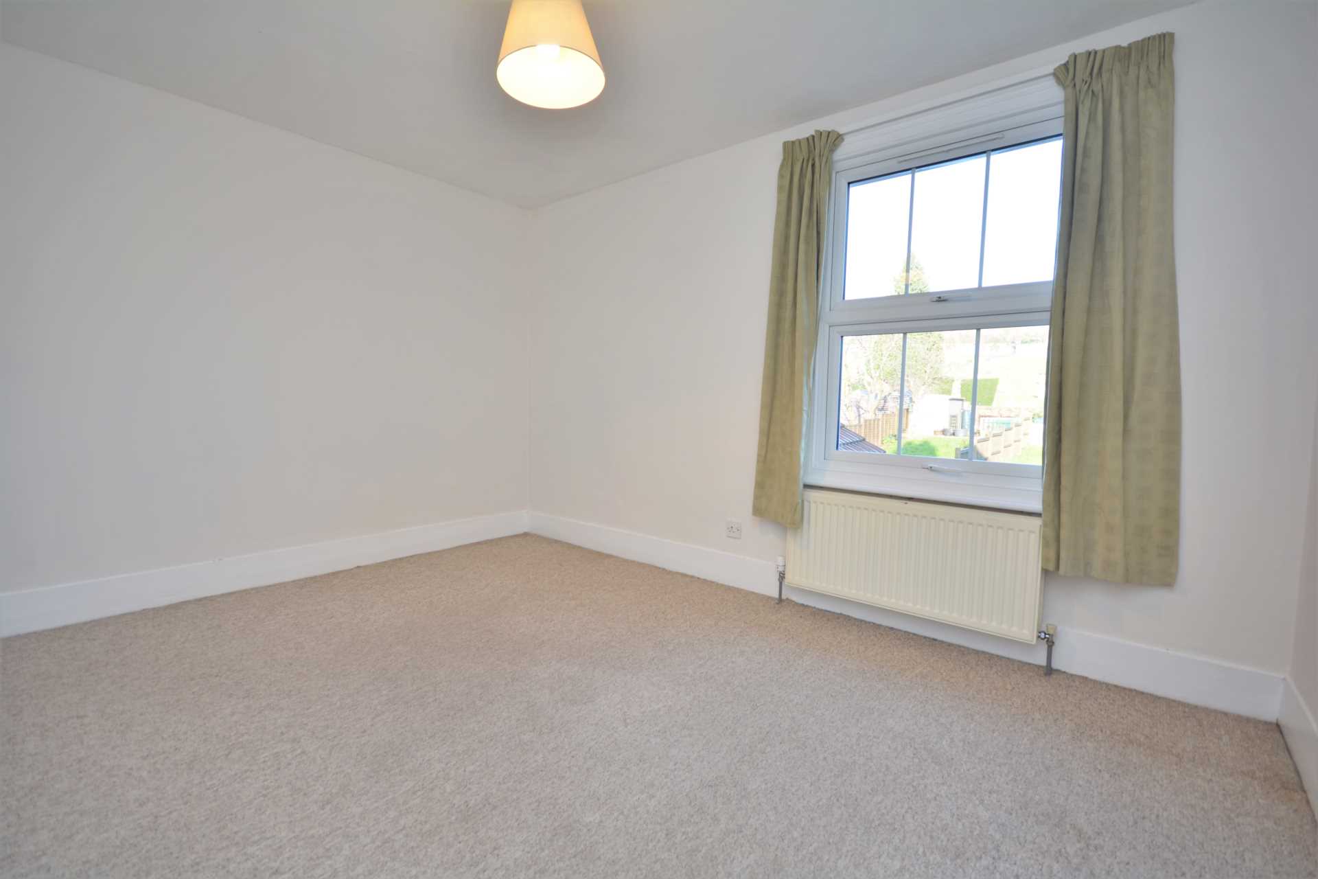 Additional Property Image 2 bedroom Terraced to rent in Chesham 9