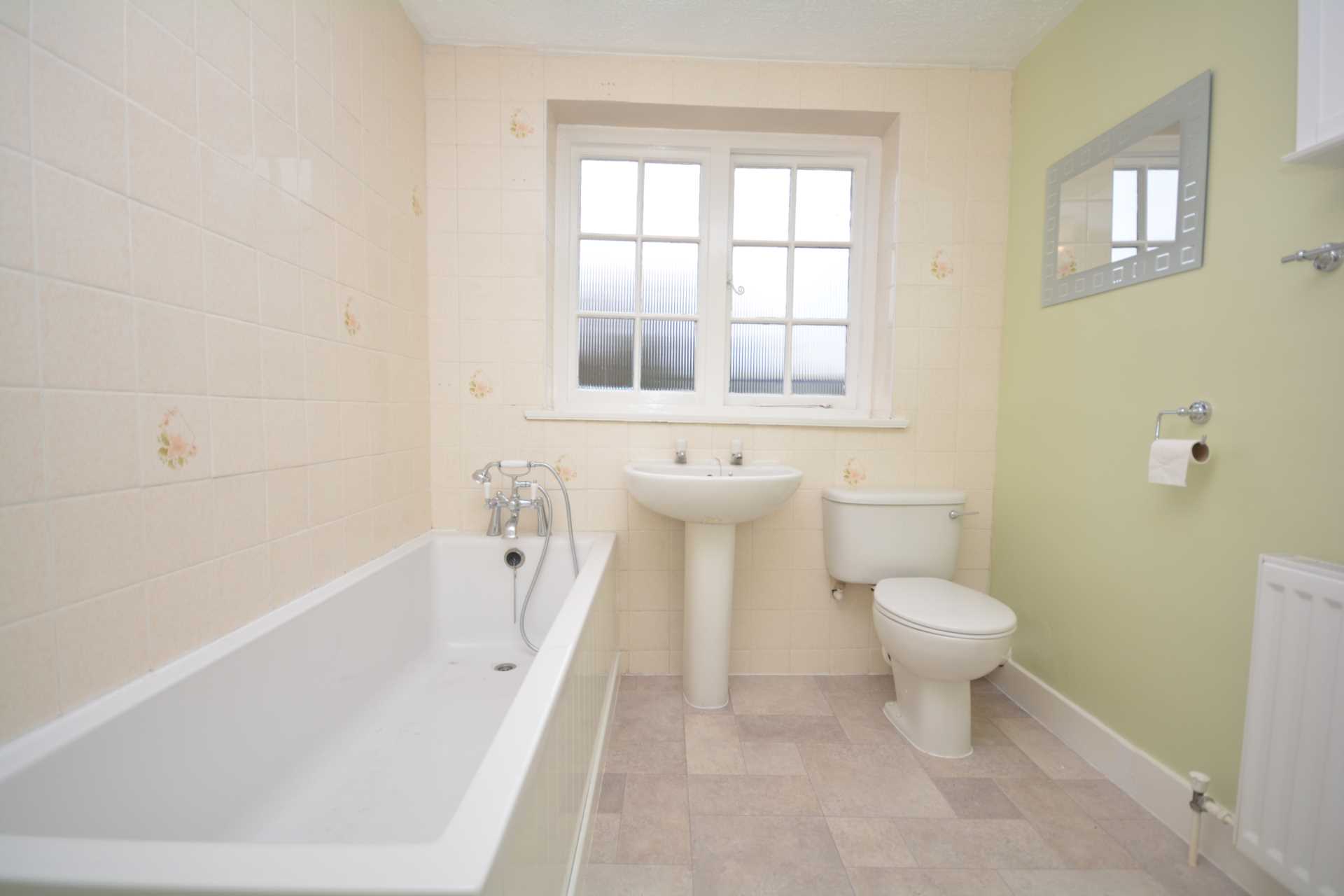 Additional Property Image 2 bedroom Cottage to rent in Chesham 13