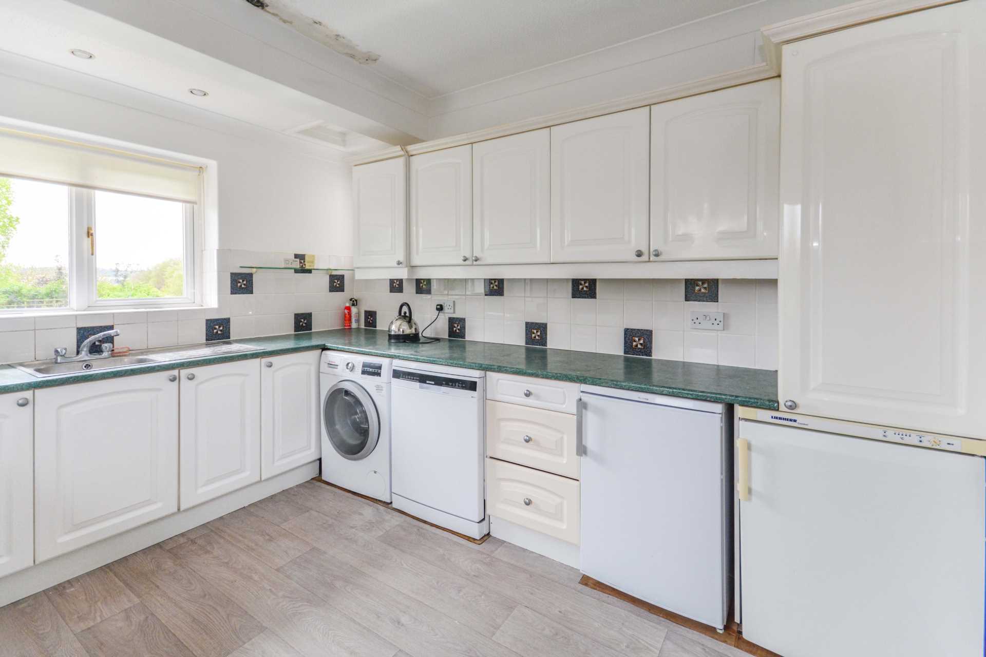 Additional Property Image 3 bedroom House to rent in Chesham 4