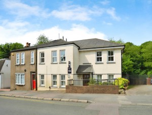 1 bedroom Apartment to rent in Amersham