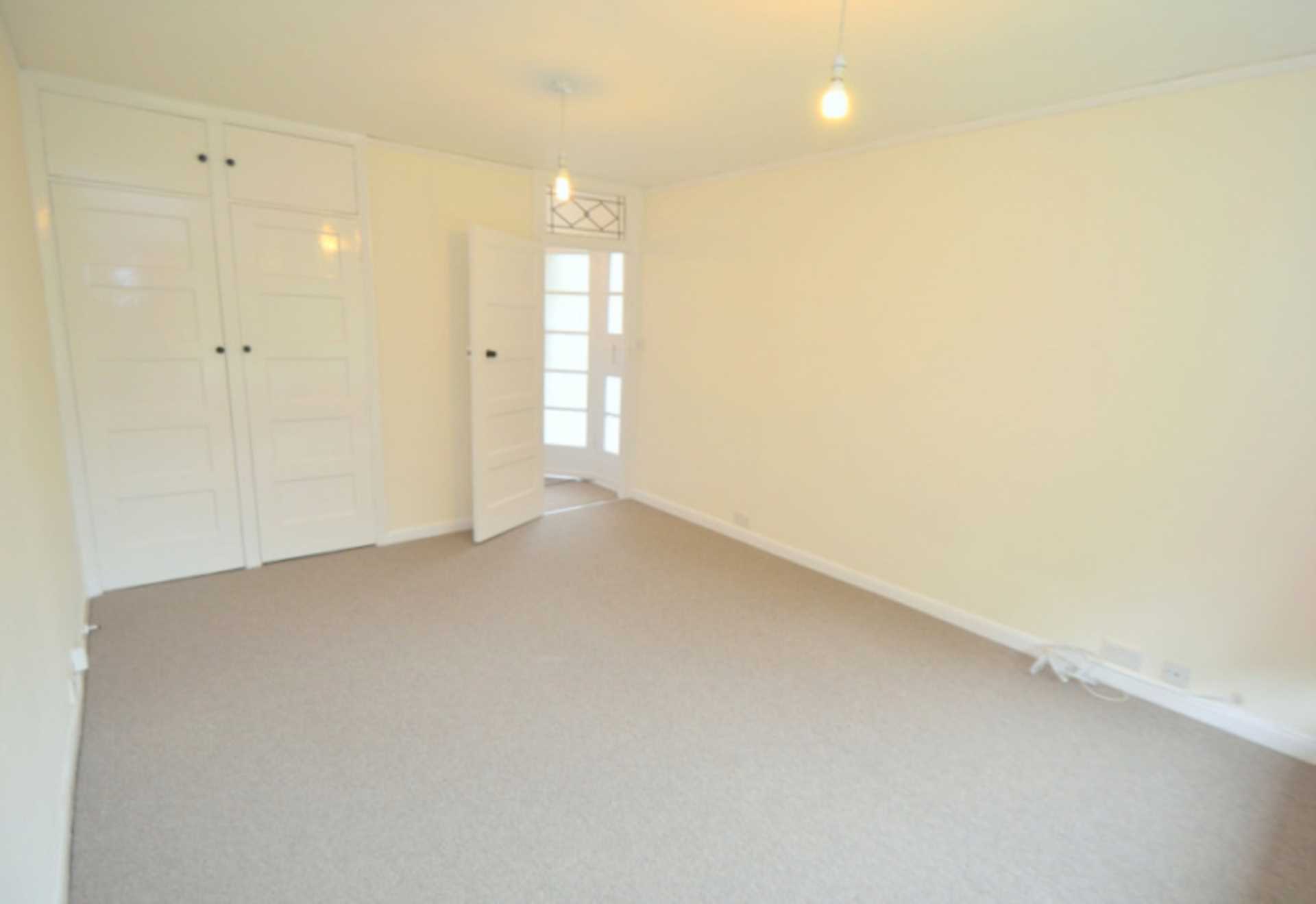 Additional Property Image 2 bedroom Maisonette to rent in Amersham 7