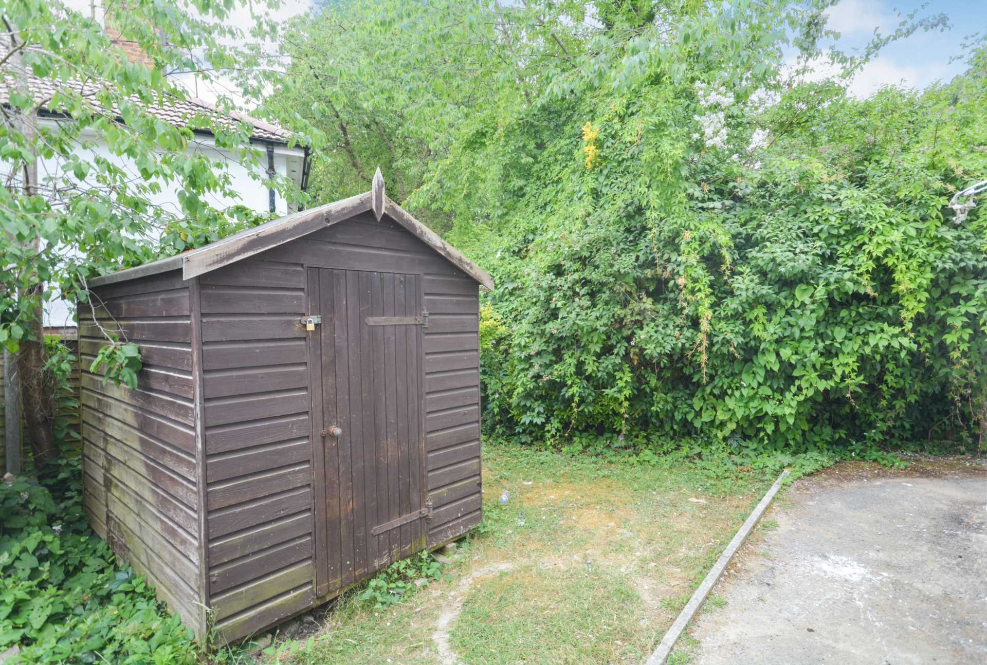 Additional Property Image 2 bedroom Maisonette to rent in Amersham 10