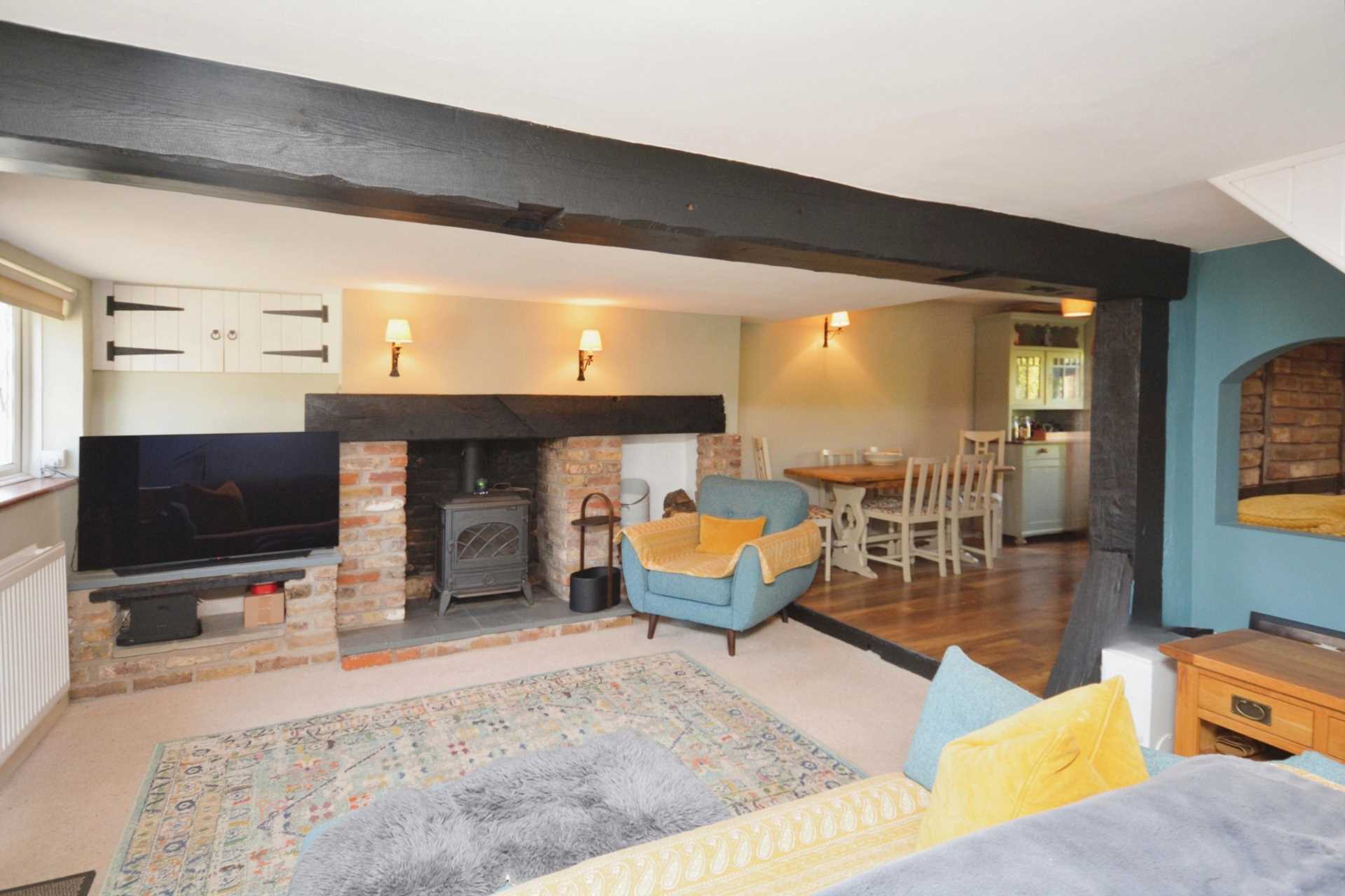 Additional Property Image 3 bedroom Terraced to rent in Amersham 2