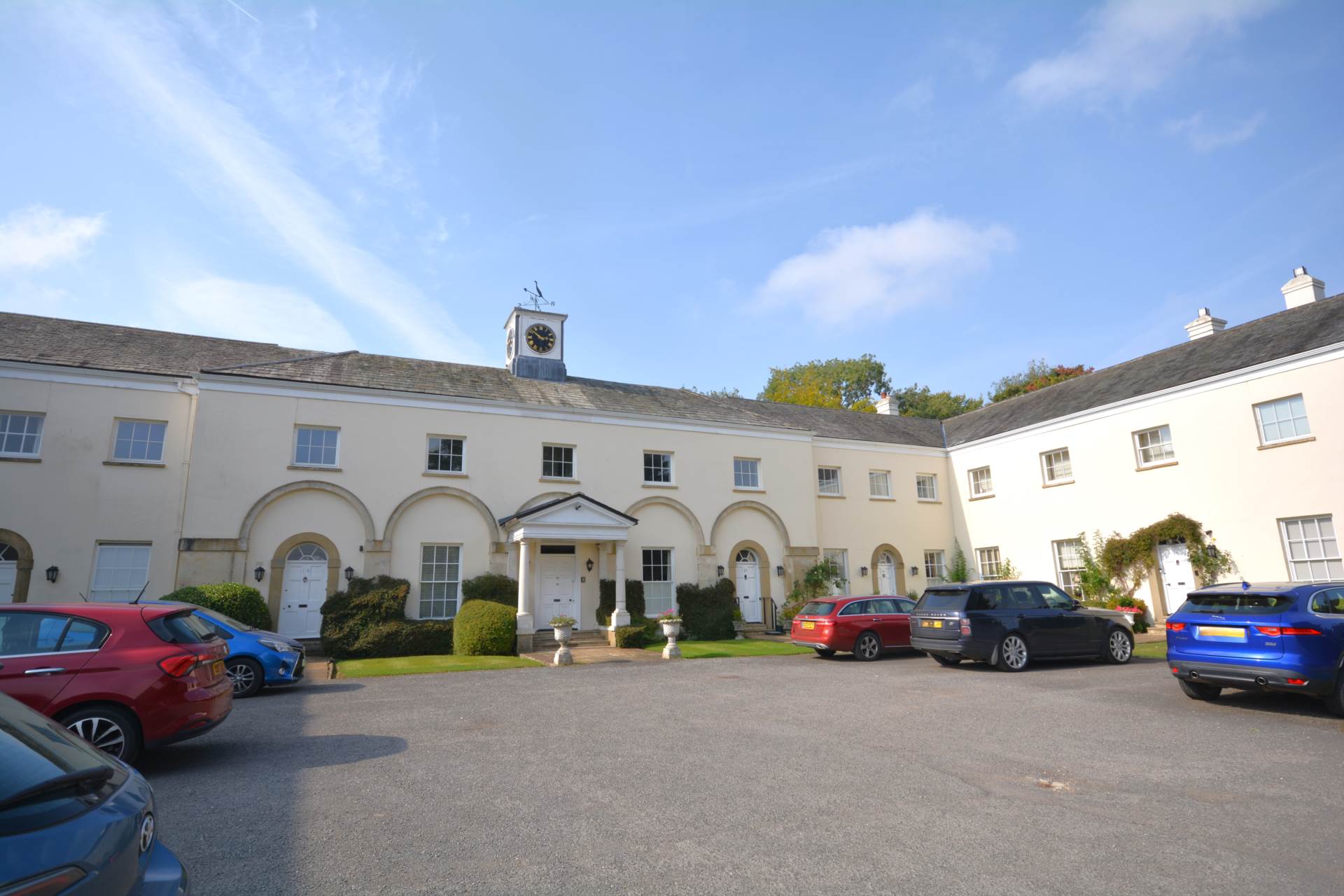 Additional Property Image 2 bedroom Apartment for sale in Amersham 2