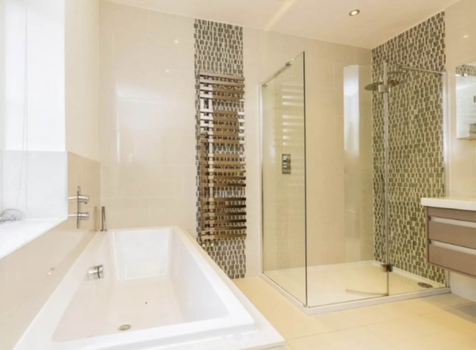 Additional Property Image 2 bedroom Apartment for sale in Amersham 7