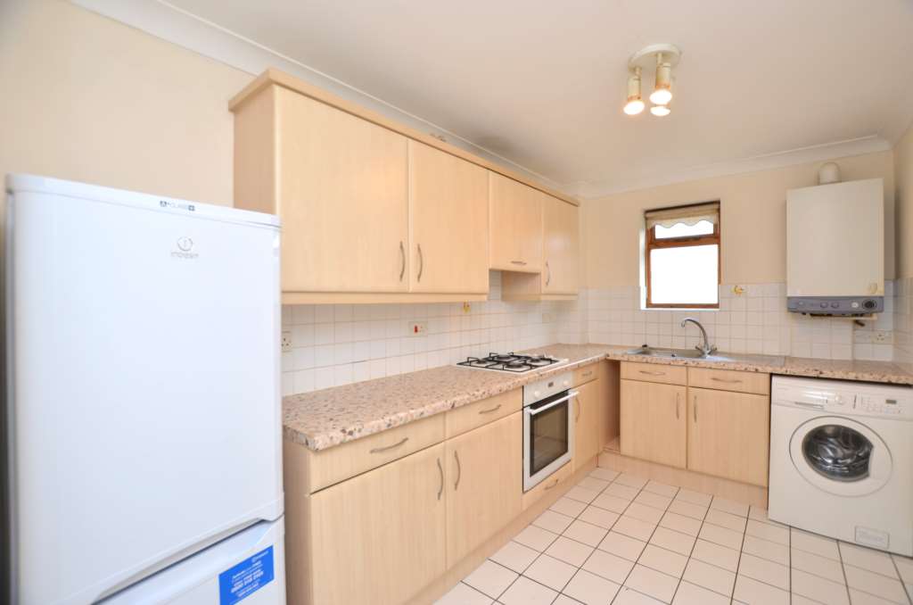 Additional Property Image 2 bedroom Apartment to rent in Amersham 2