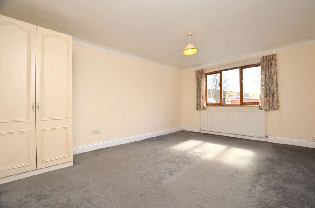 Additional Property Image 2 bedroom Apartment to rent in Amersham 4