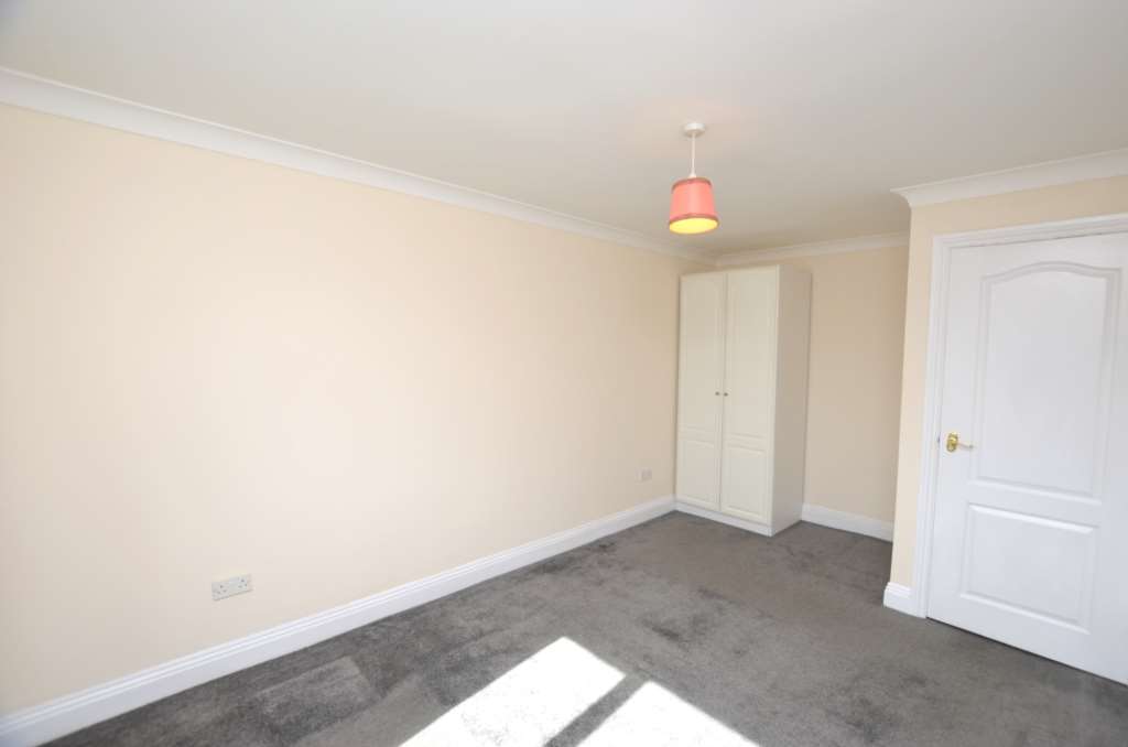 Additional Property Image 2 bedroom Apartment to rent in Amersham 6
