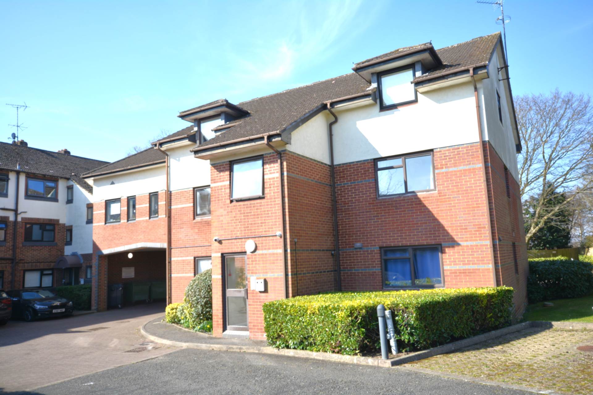 Additional Property Image 1 bedroom Flat for sale in Amersham 8