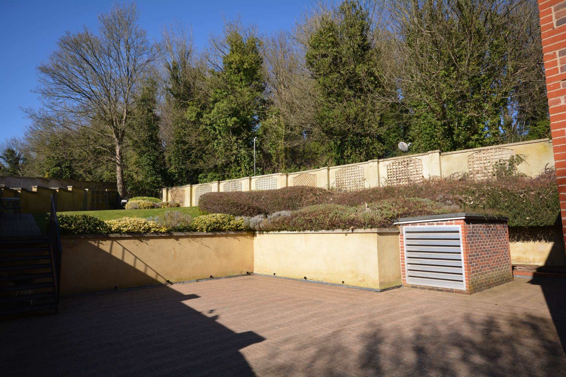 Additional Property Image 2 bedroom Apartment for sale in Chesham 10