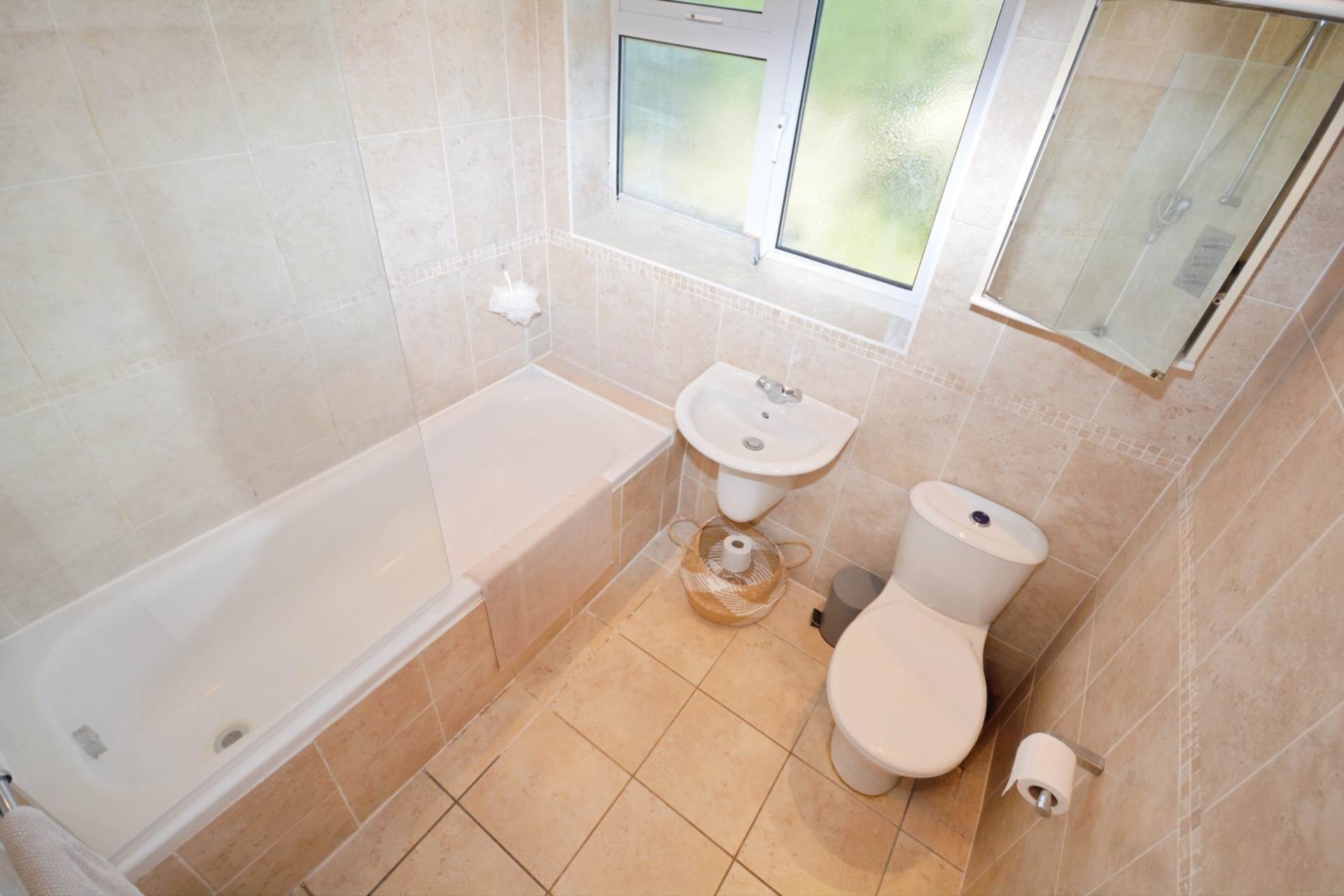 Additional Property Image 3 bedroom Terraced to rent in Amersham 6