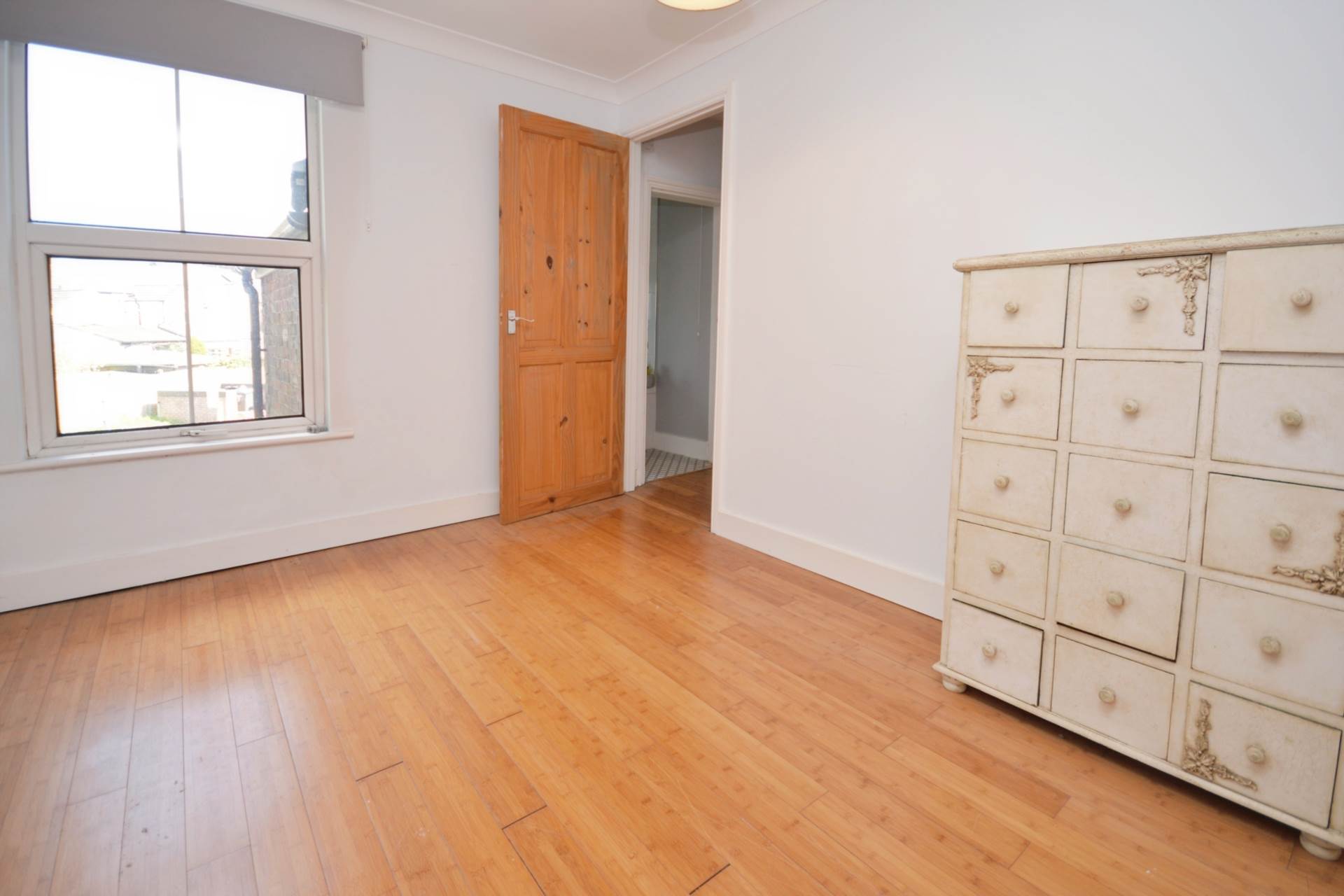 Additional Property Image 2 bedroom Terraced for sale in Chesham 8