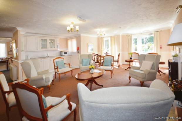 Additional Property Image 2 bedroom Flat for sale in Amersham 8