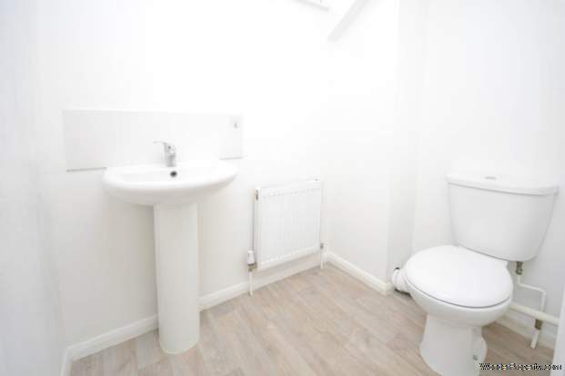 Additional Property Image 3 bedroom End of Terrace to rent in Chesham 13