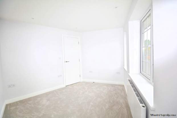 Additional Property Image 2 bedroom Flat for sale in Amersham 5