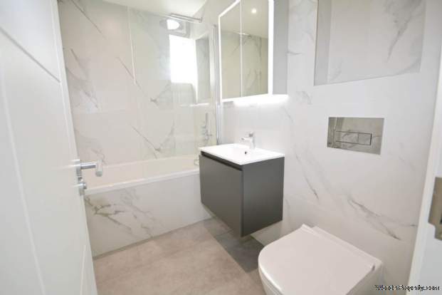 Additional Property Image 2 bedroom Flat for sale in Amersham 6