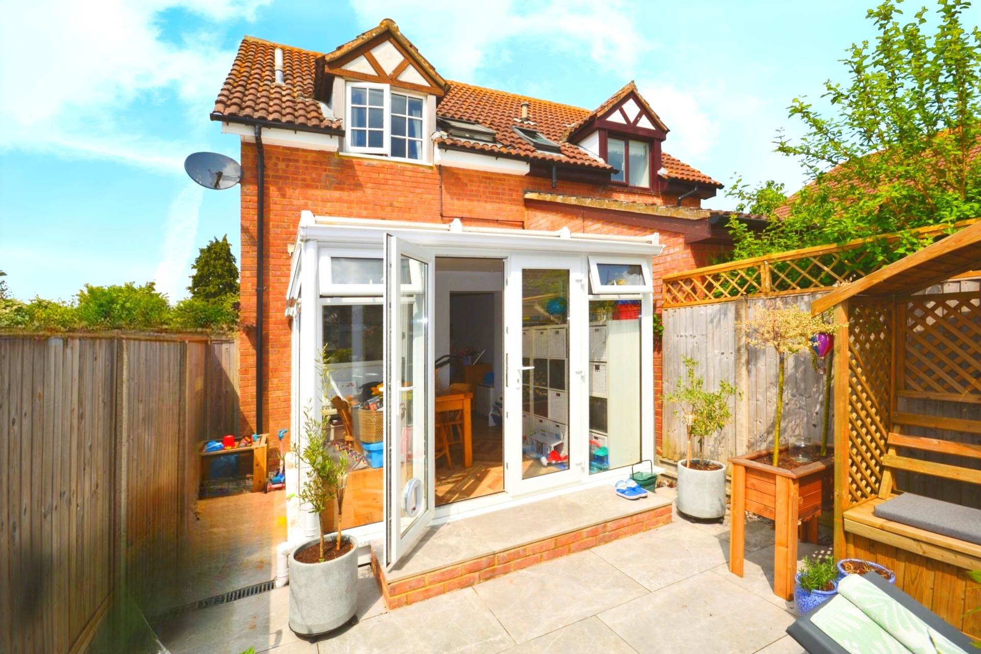 Additional Property Image 2 bedroom Semi Detached for sale in Chesham 7