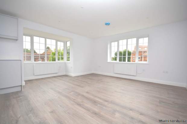Additional Property Image 1 bedroom Flat for sale in Amersham 3