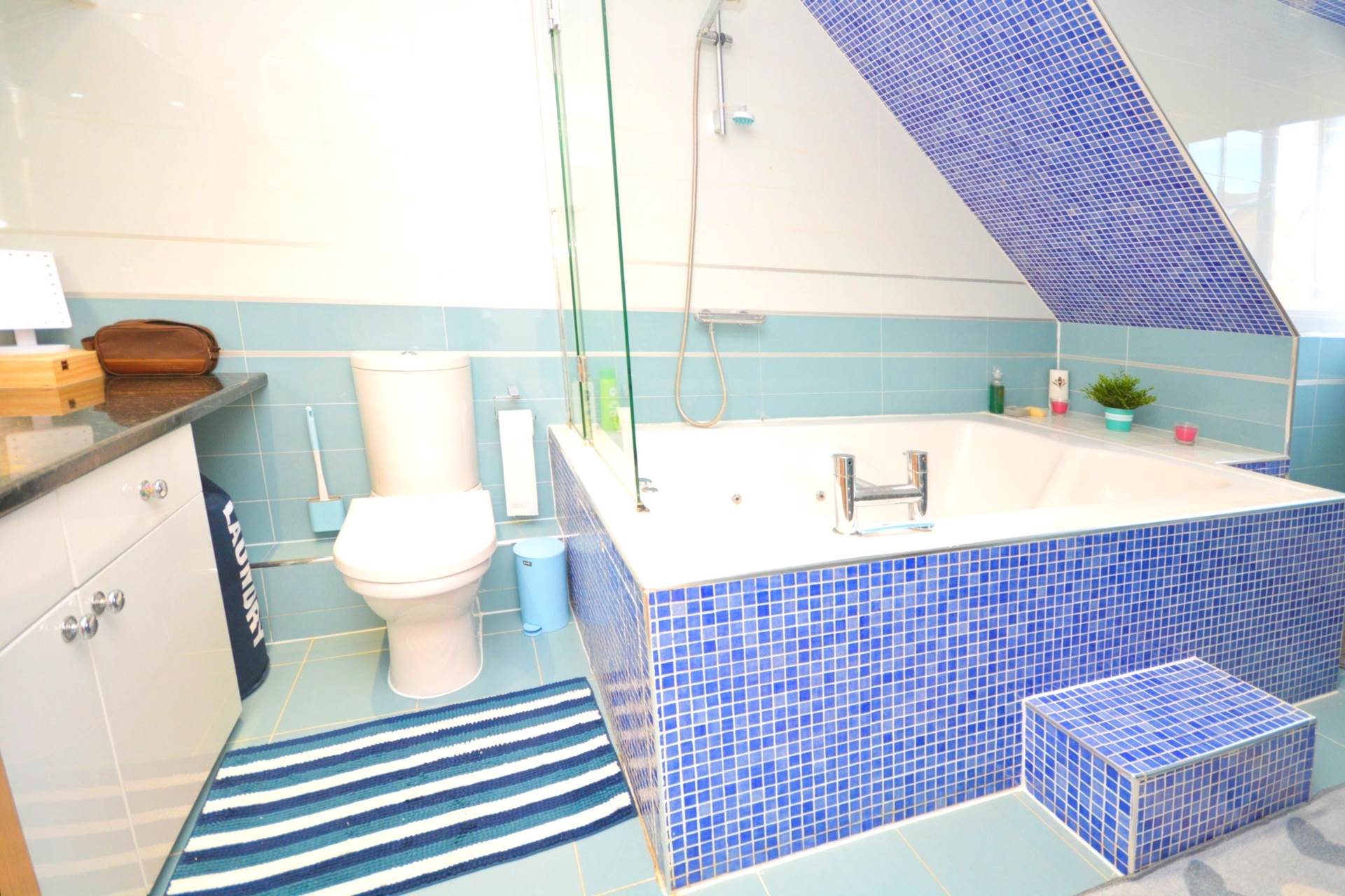 Additional Property Image 3 bedroom Flat for sale in Chesham 12