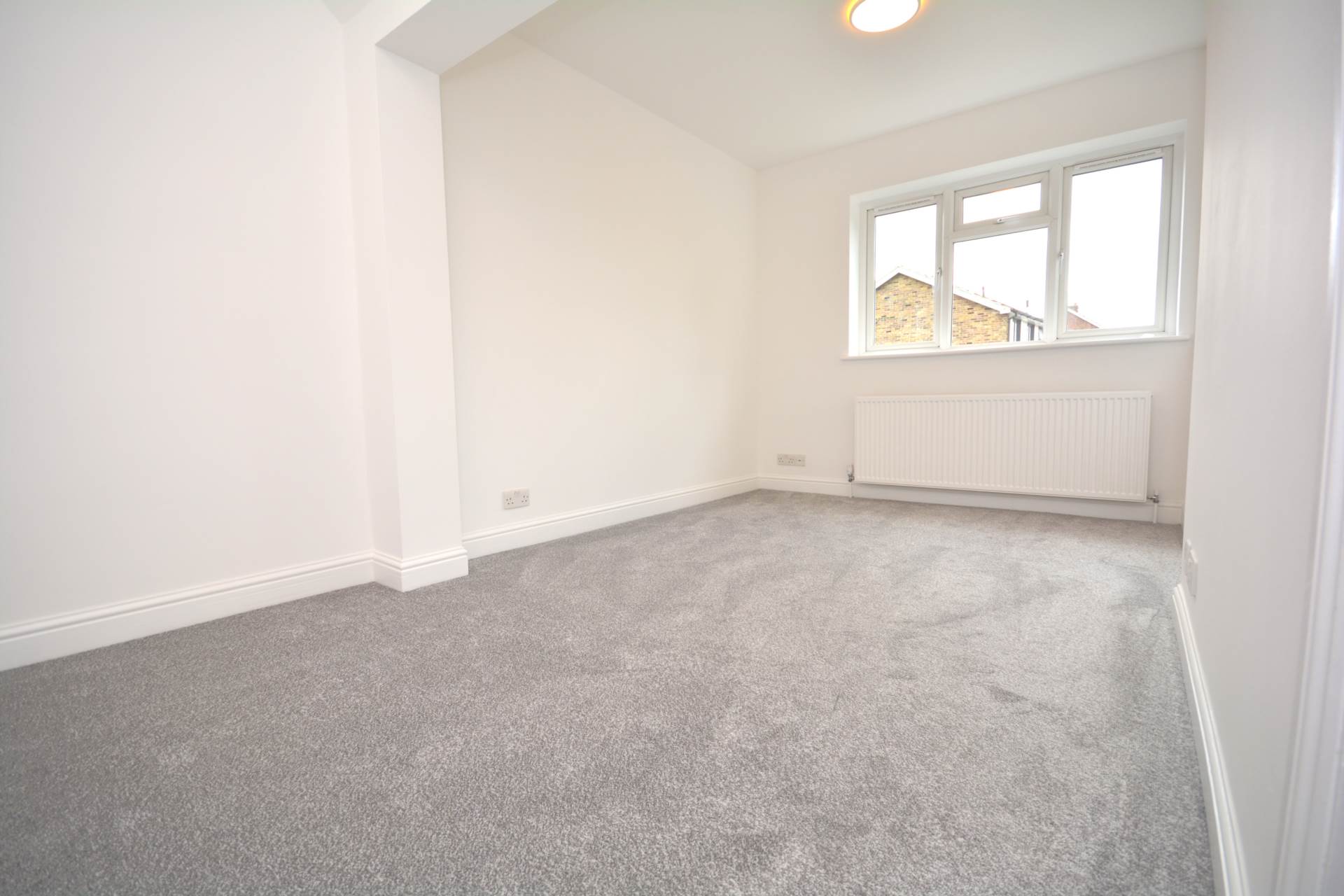 Additional Property Image 2 bedroom Apartment for sale in Amersham 3