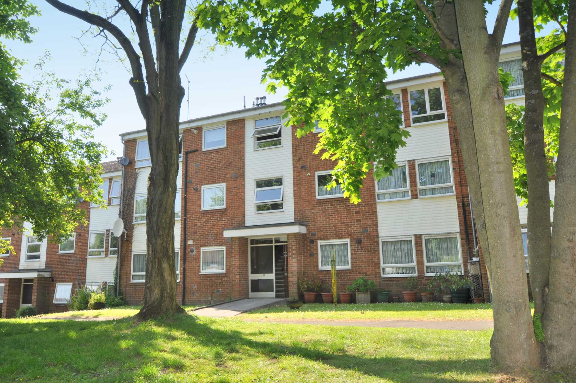 2 bedroom Apartment to rent in Chesham