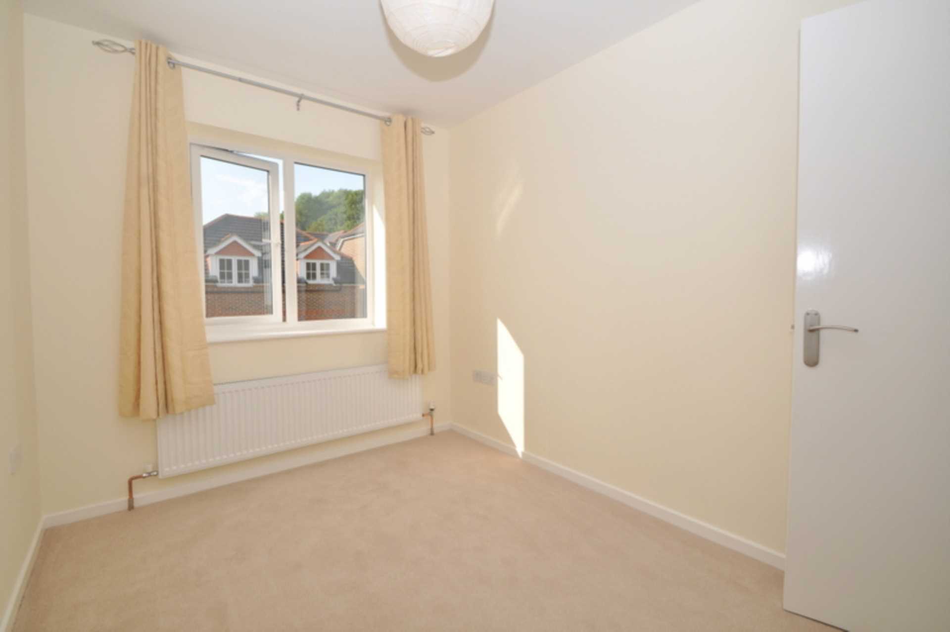 Additional Property Image 2 bedroom Apartment to rent in Chesham 7