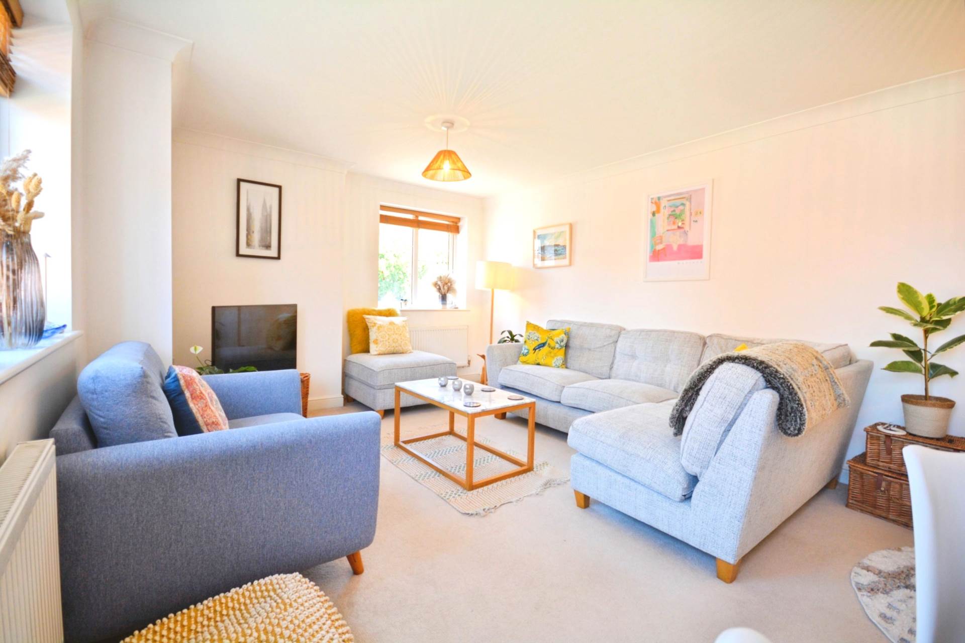Additional Property Image 2 bedroom Flat for sale in Amersham 2