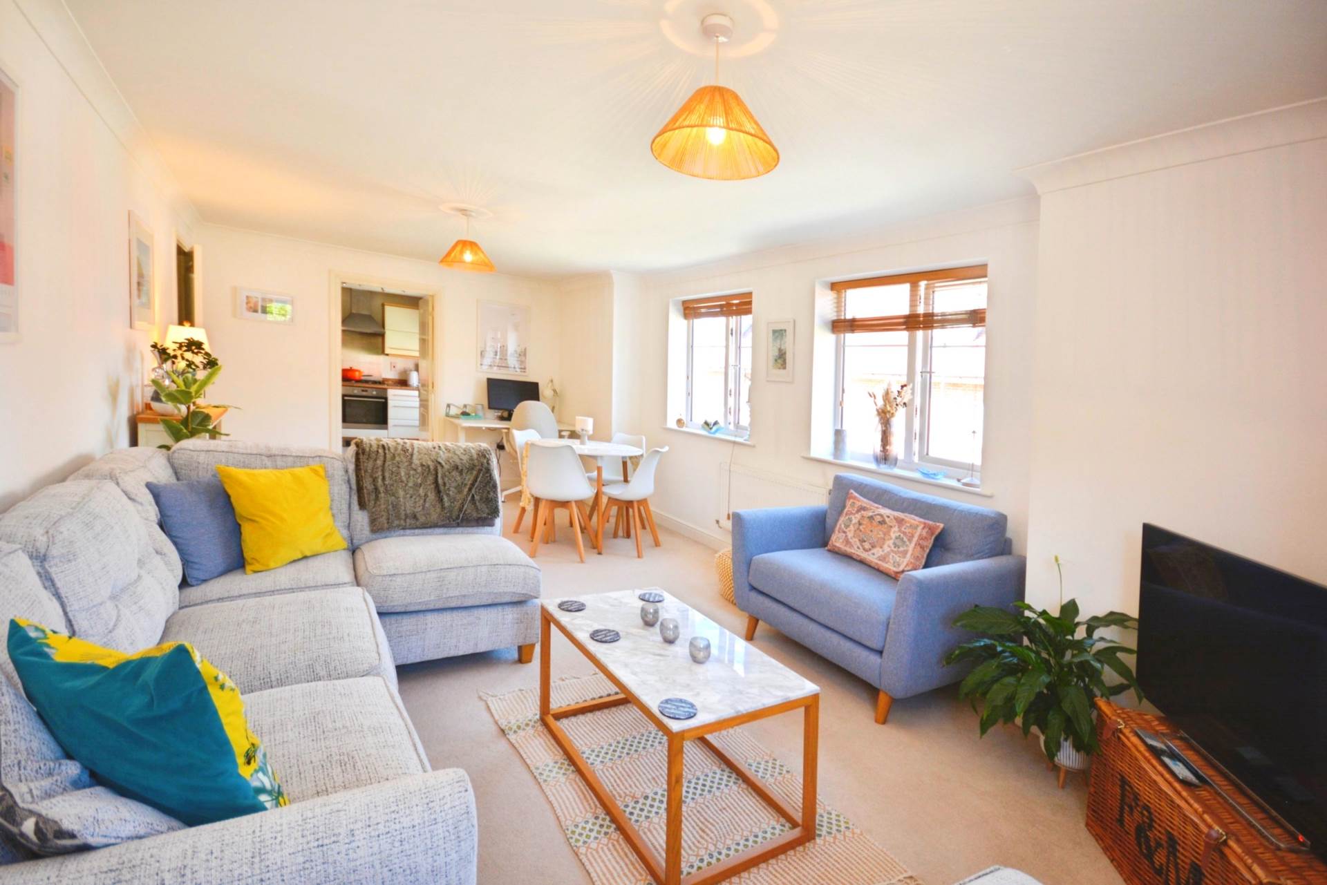 Additional Property Image 2 bedroom Flat for sale in Amersham 4