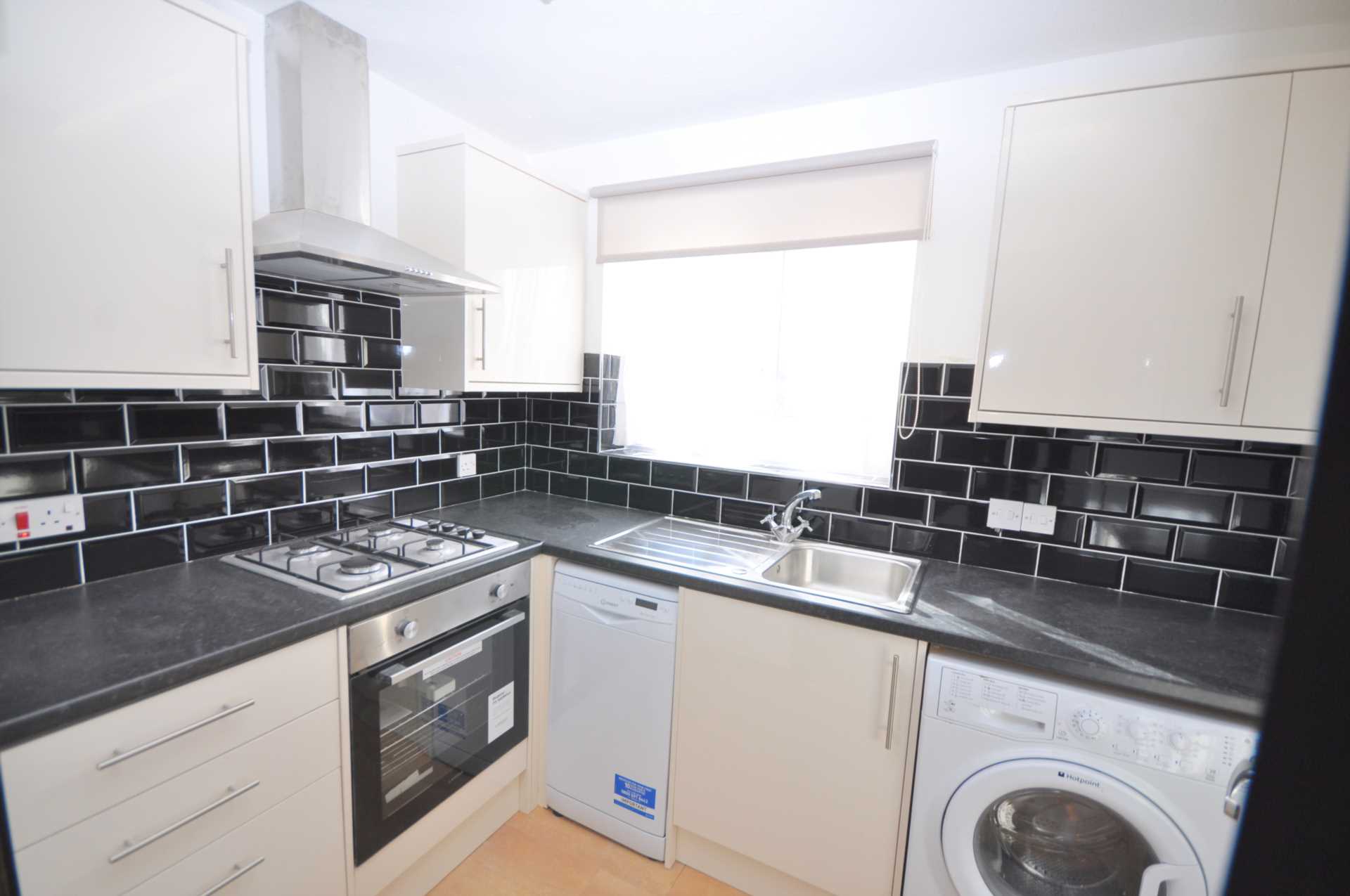 Additional Property Image 3 bedroom Terraced for sale in Amersham 2
