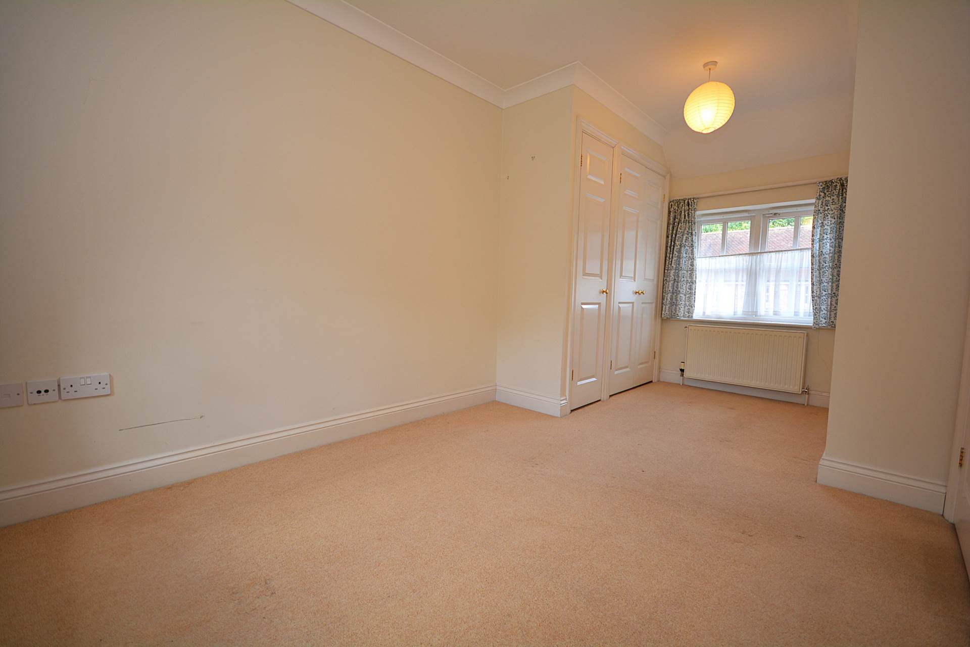 Additional Property Image 2 bedroom Mews for sale in Great Missenden 7