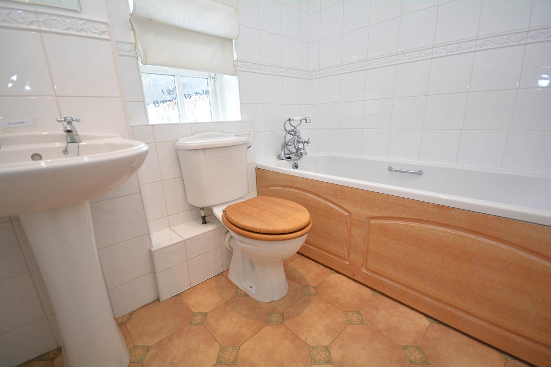 Additional Property Image 2 bedroom Mews for sale in Great Missenden 8