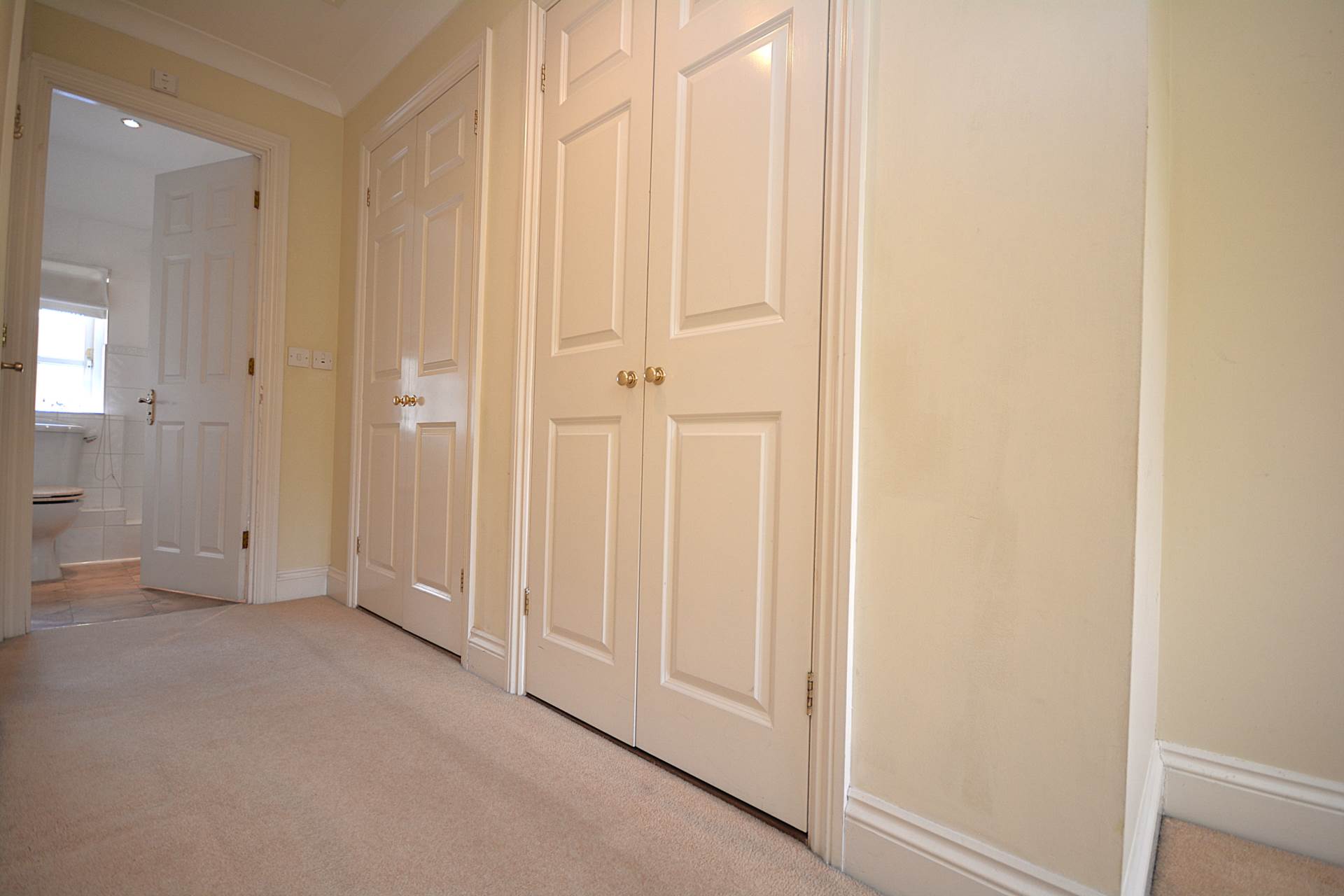 Additional Property Image 2 bedroom Mews for sale in Great Missenden 12