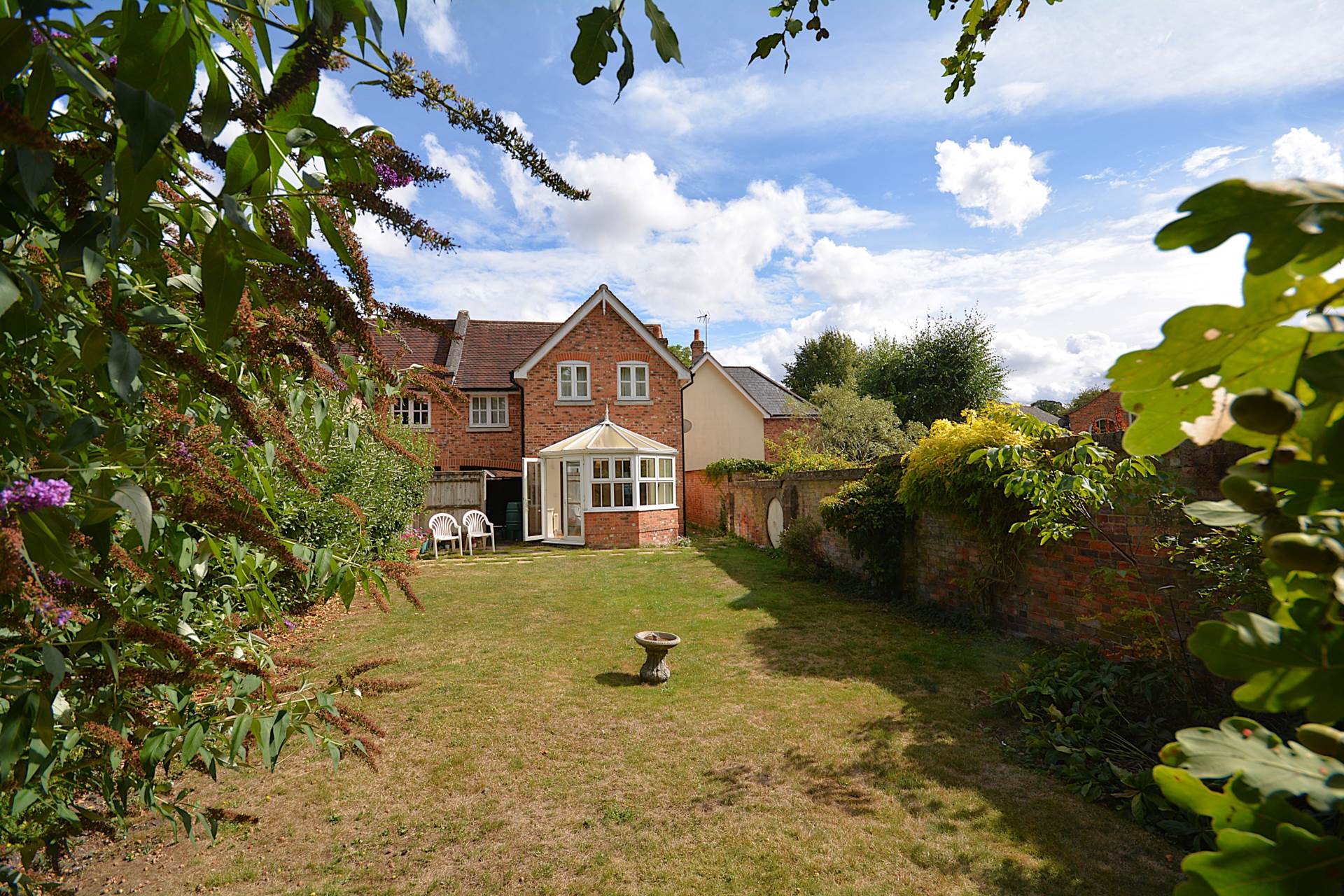 Additional Property Image 2 bedroom Mews for sale in Great Missenden 15