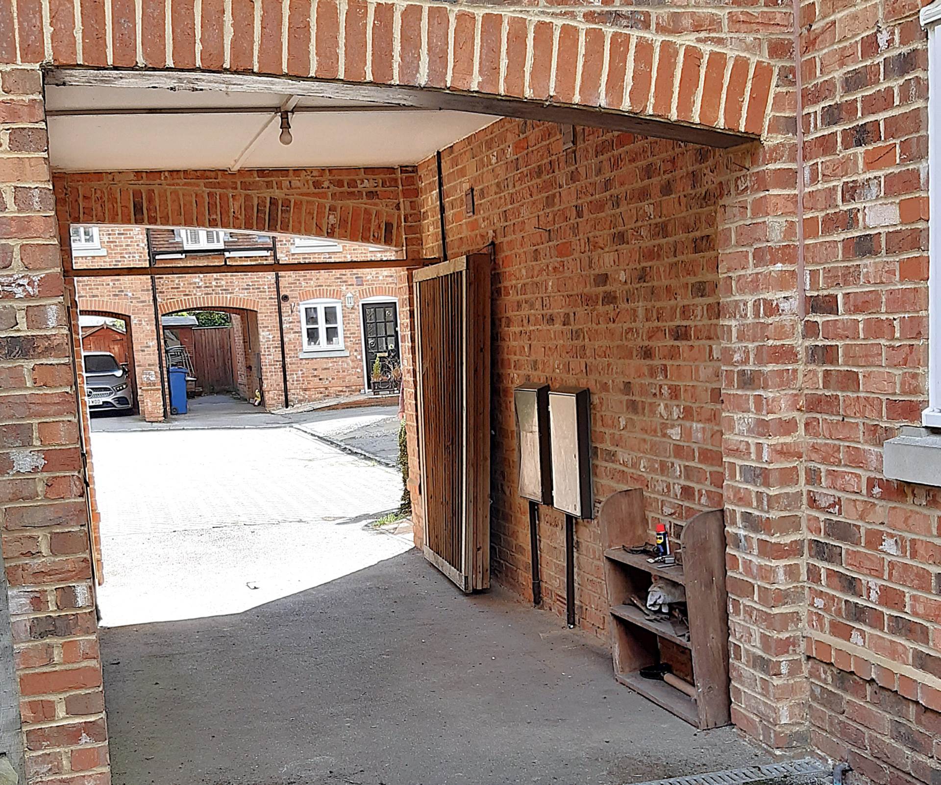 Additional Property Image 2 bedroom Mews for sale in Great Missenden 17