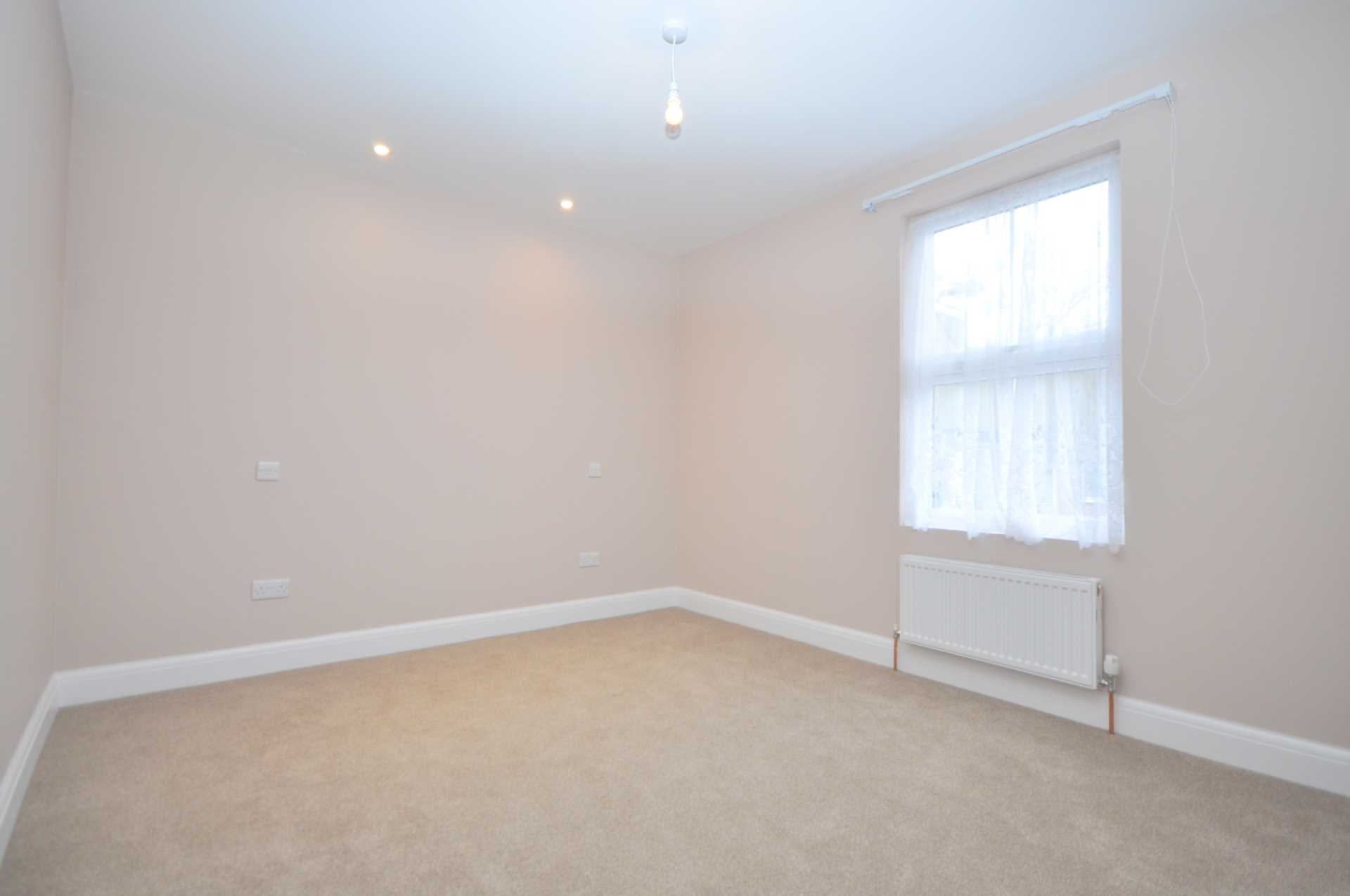 Additional Property Image 2 bedroom Cottage to rent in Chesham 12