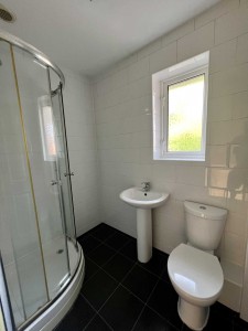 1 bedroom House to rent in Warrington