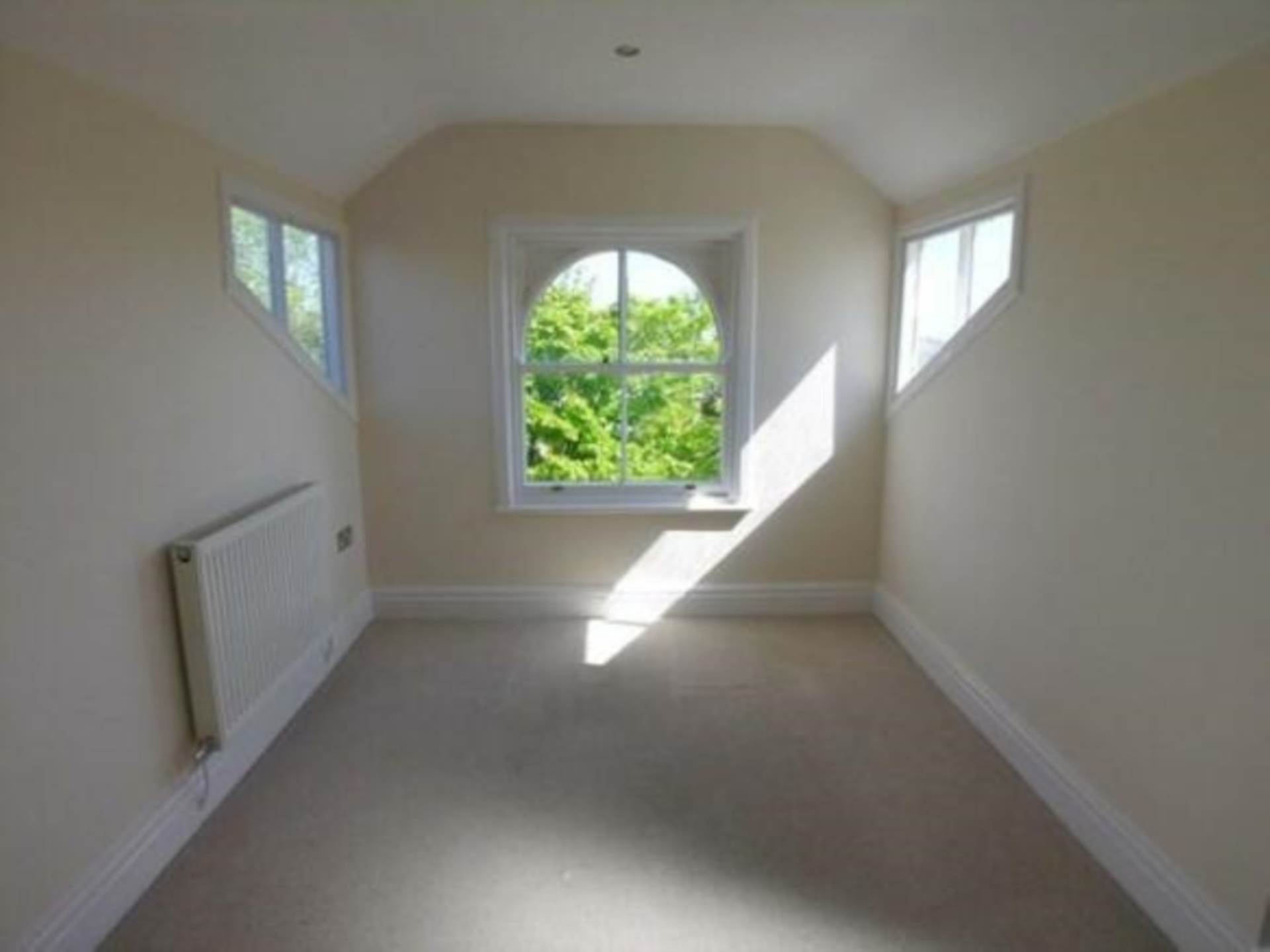 Additional Property Image 2 bedroom Apartment to rent in Southport 5