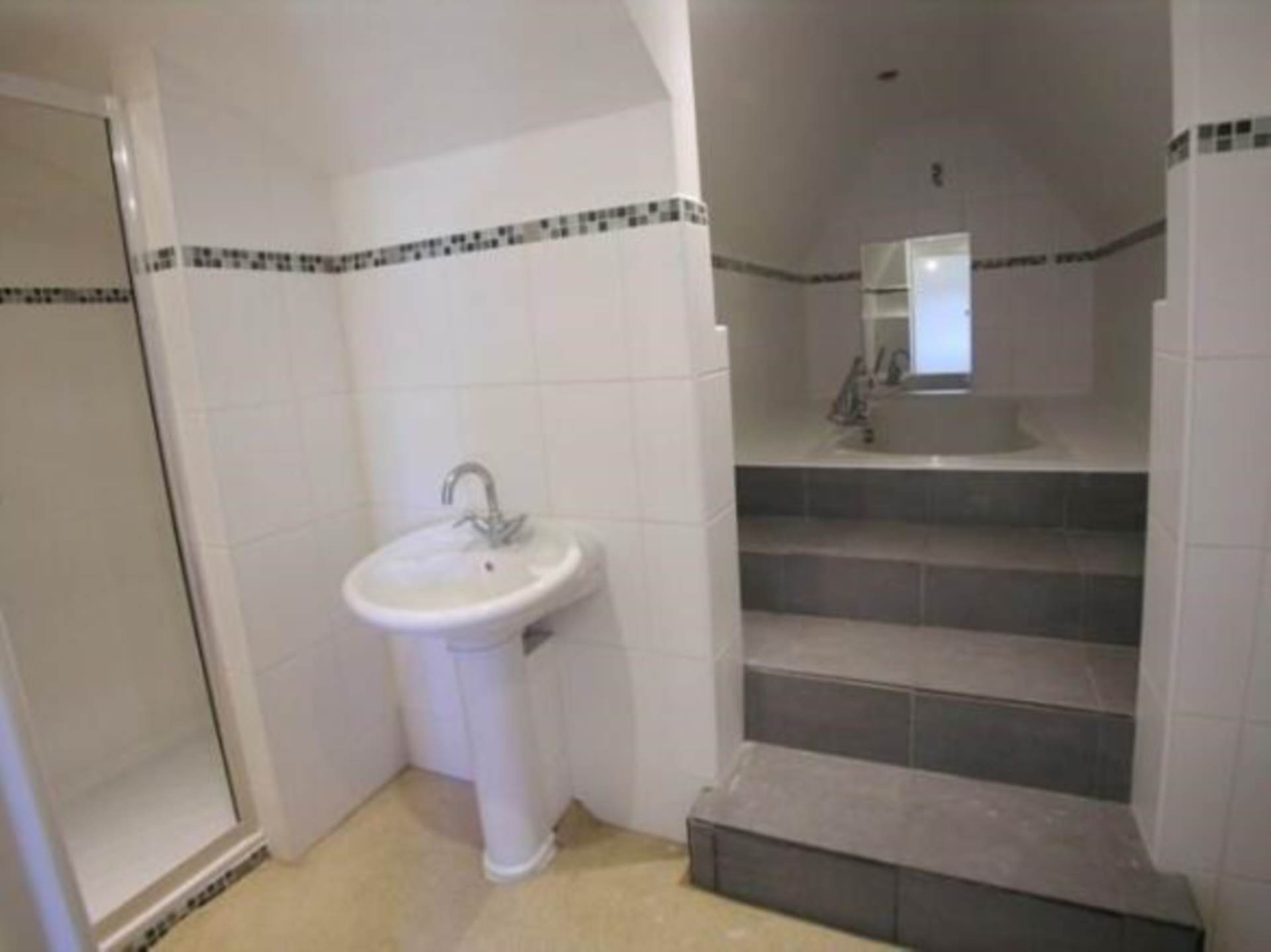 Additional Property Image 2 bedroom Apartment to rent in Southport 8