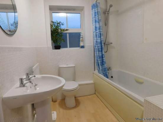 Additional Property Image 2 bedroom Apartment for sale in Pudsey 3
